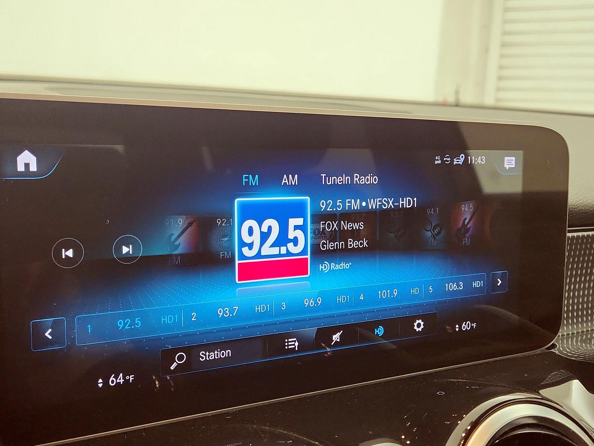 Thumbnail: 2020 Mercedes-Benz GLB - 15