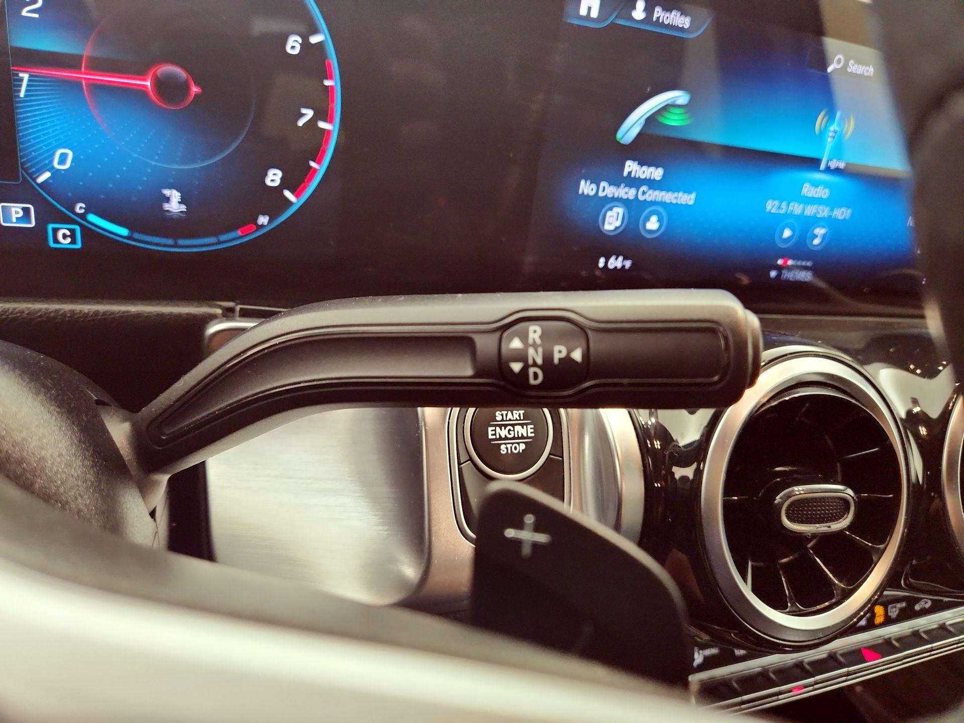 Thumbnail: 2020 Mercedes-Benz GLB - 17