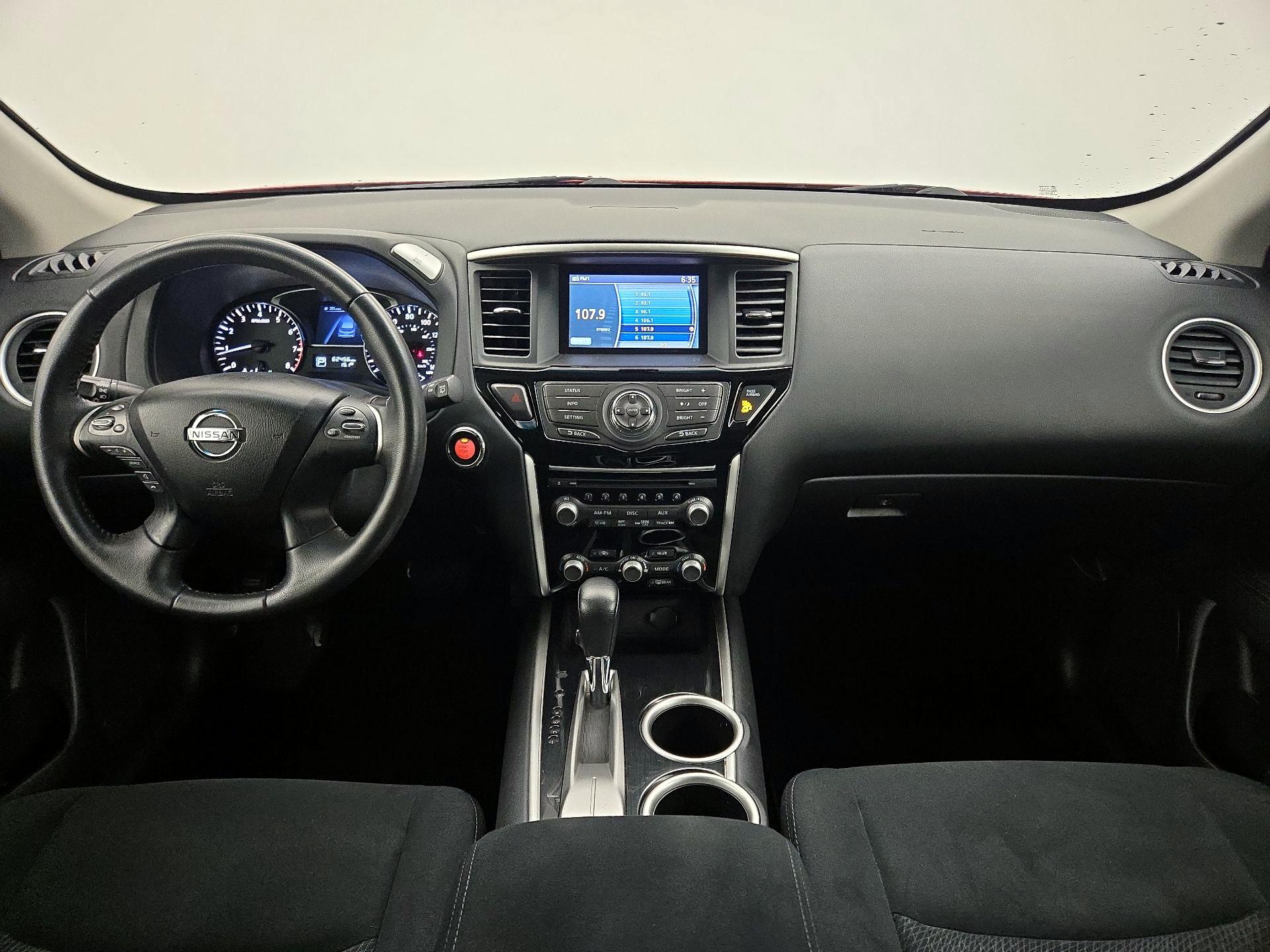 Thumbnail: 2014 Nissan Pathfinder - 9