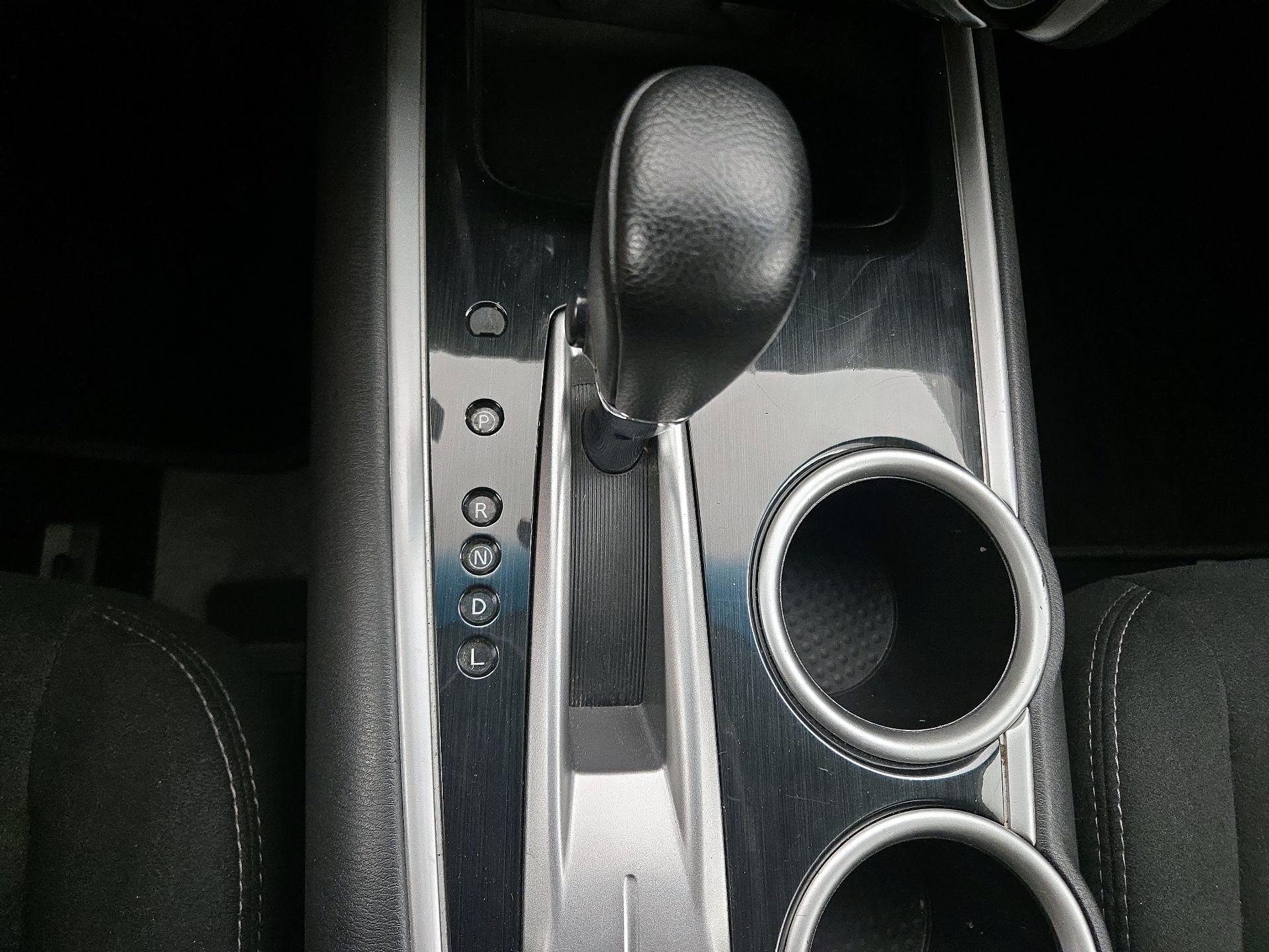 Thumbnail: 2014 Nissan Pathfinder - 17