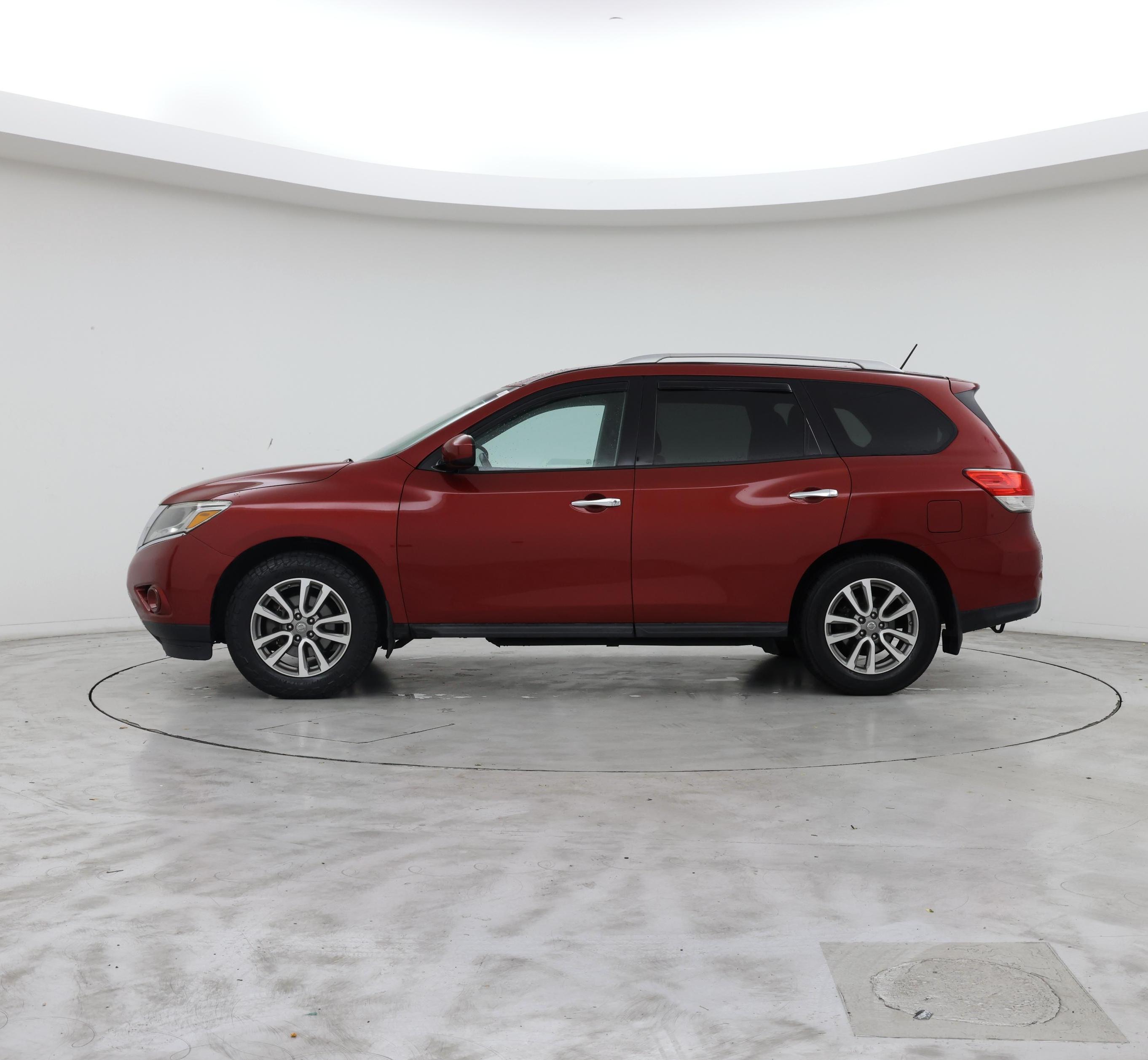 Thumbnail: 2014 Nissan Pathfinder - 3