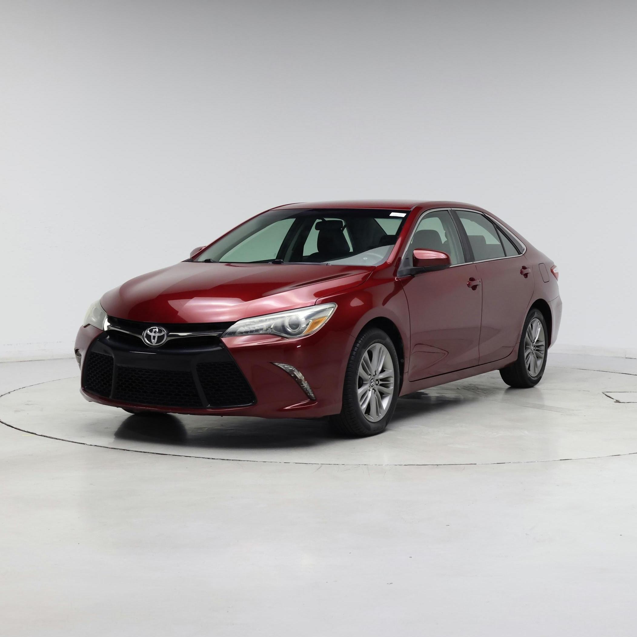 Thumbnail: 2015 Toyota Camry - 4