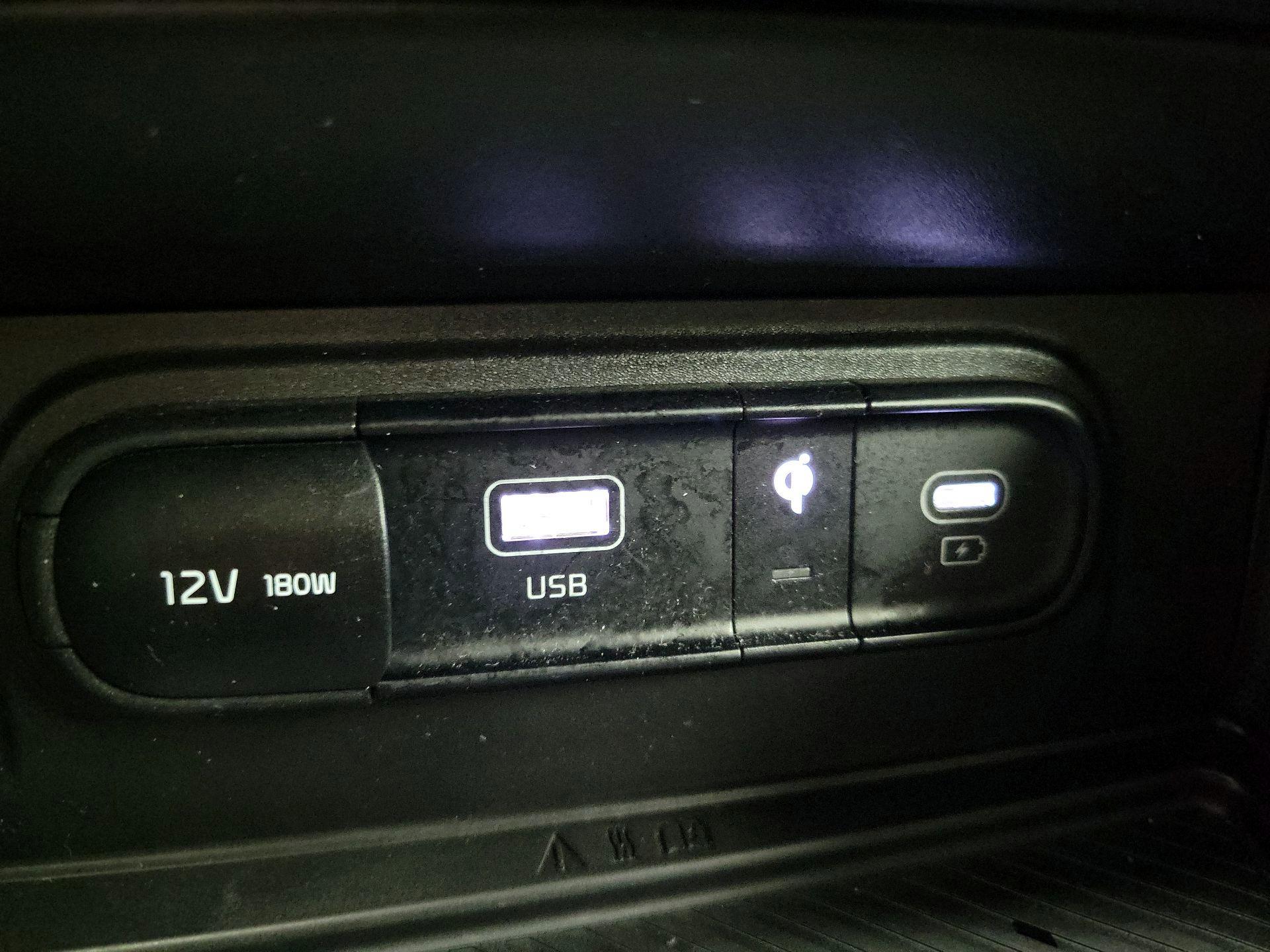 Thumbnail: 2023 Kia Sportage - 19