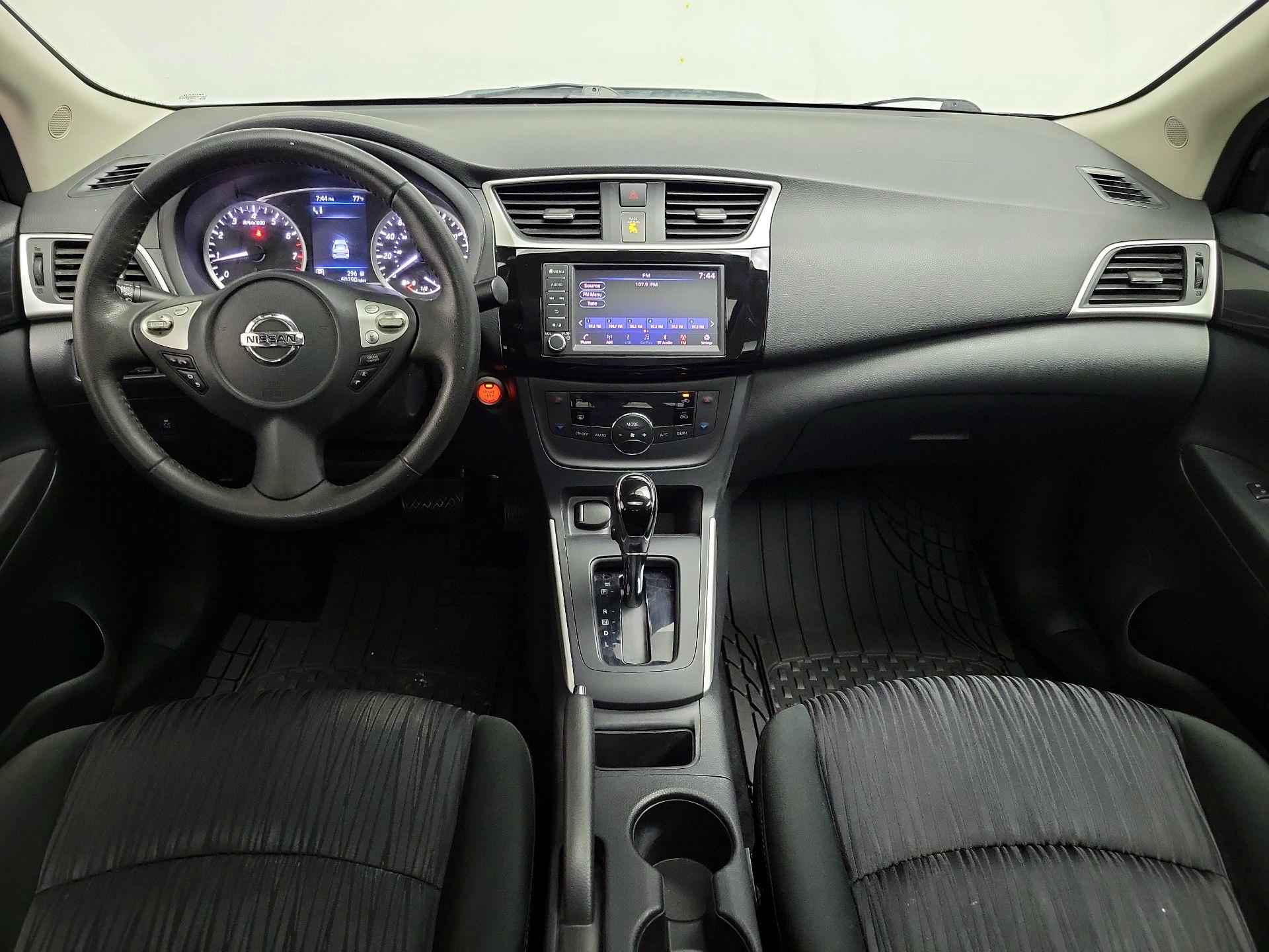 Thumbnail: 2019 Nissan Sentra - 9