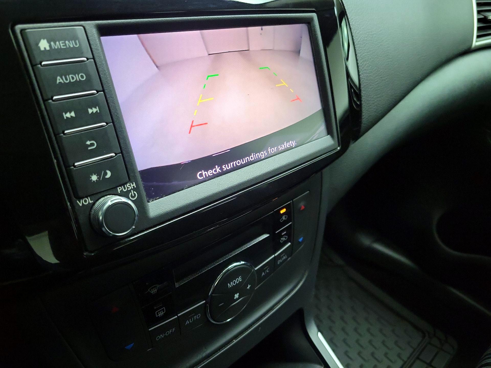 Thumbnail: 2019 Nissan Sentra - 14