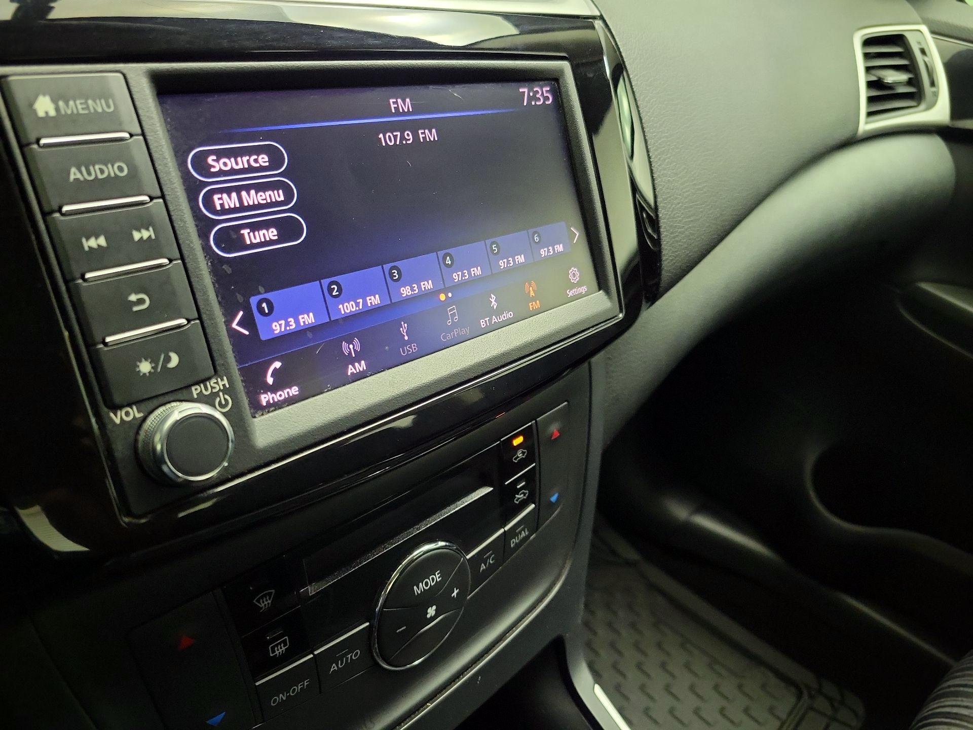 Thumbnail: 2019 Nissan Sentra - 15