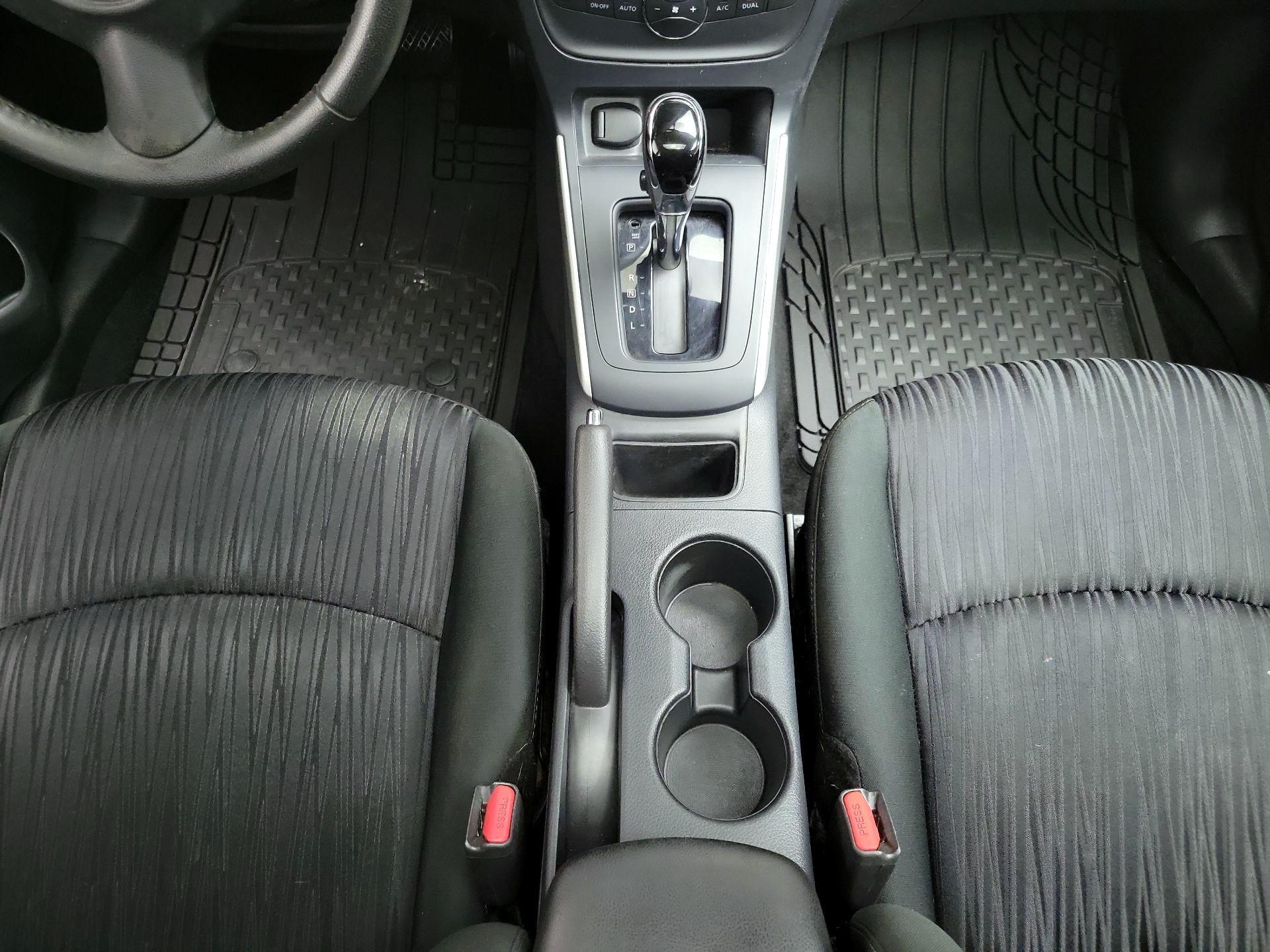 Thumbnail: 2019 Nissan Sentra - 17