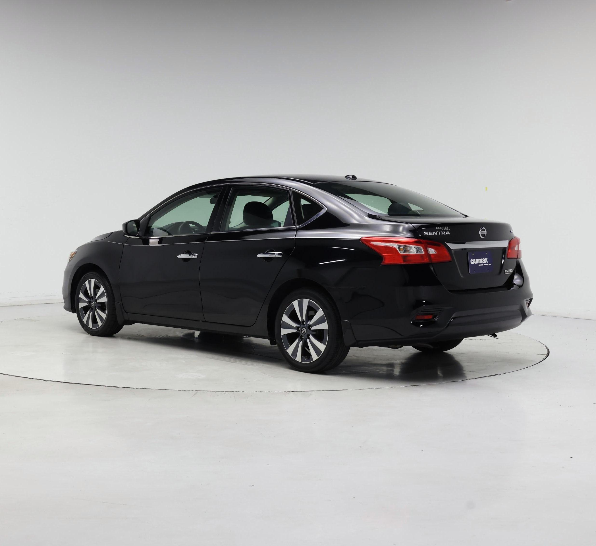 Thumbnail: 2019 Nissan Sentra - 2