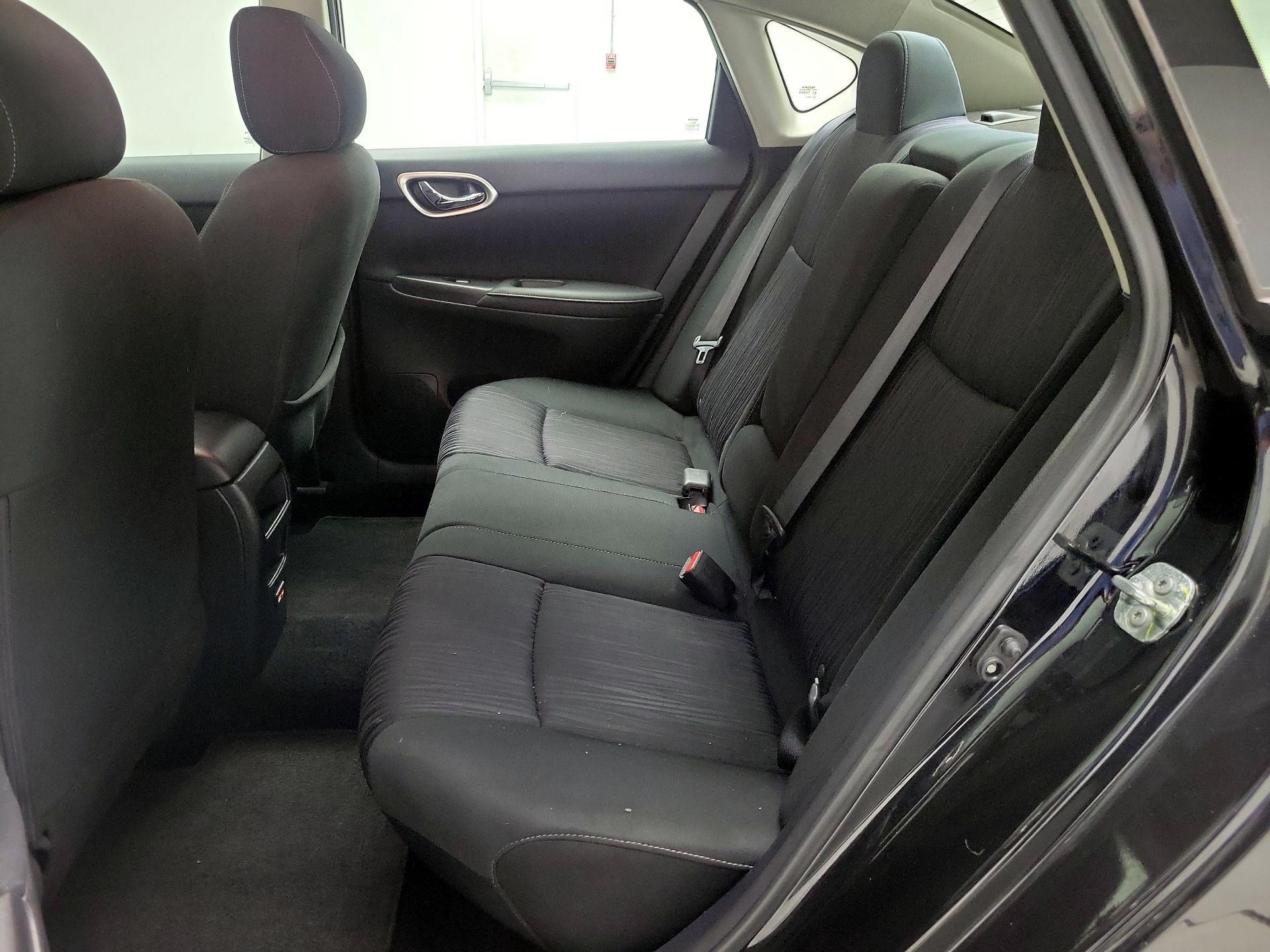 Thumbnail: 2019 Nissan Sentra - 20