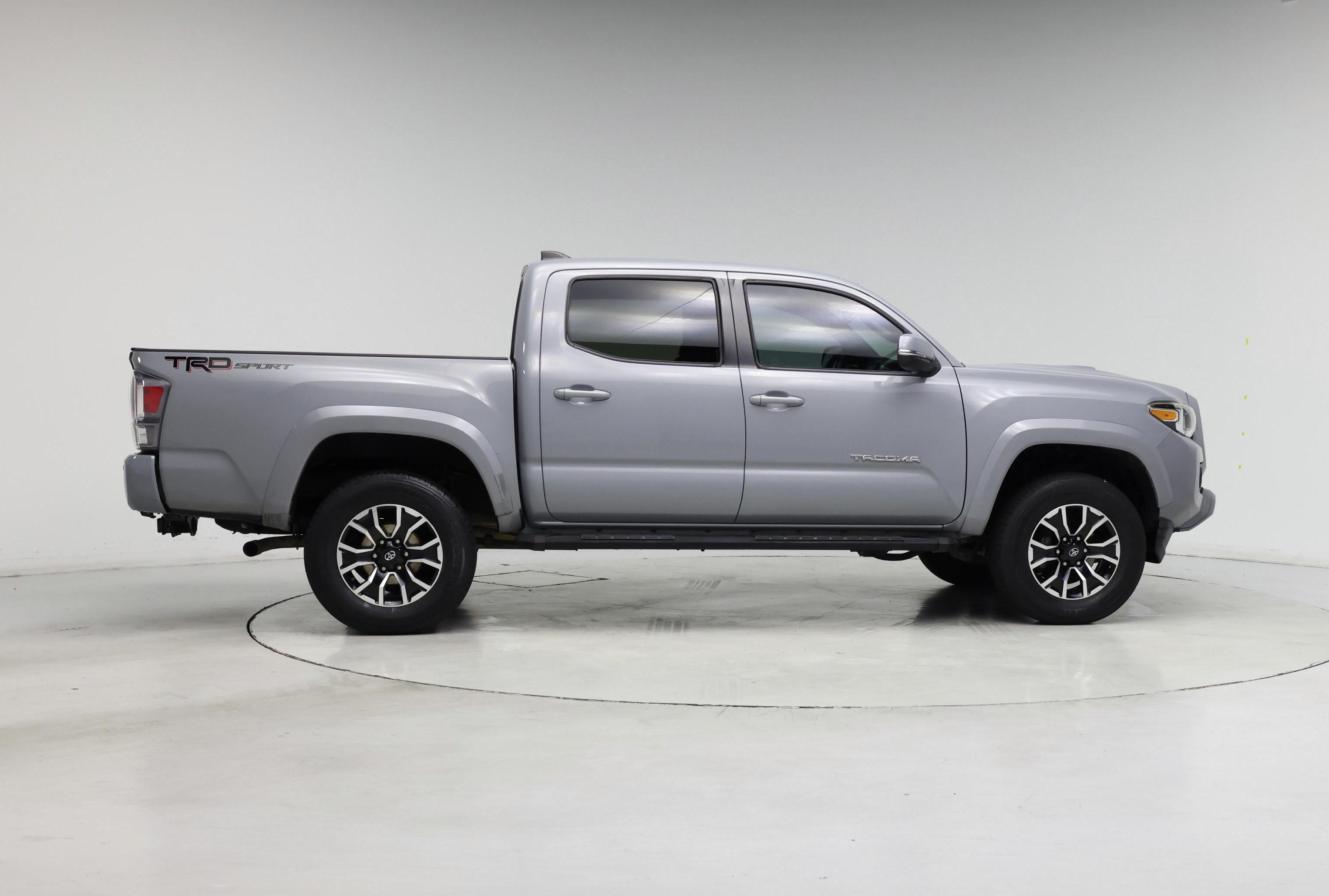 Thumbnail: 2020 Toyota Tacoma - 7