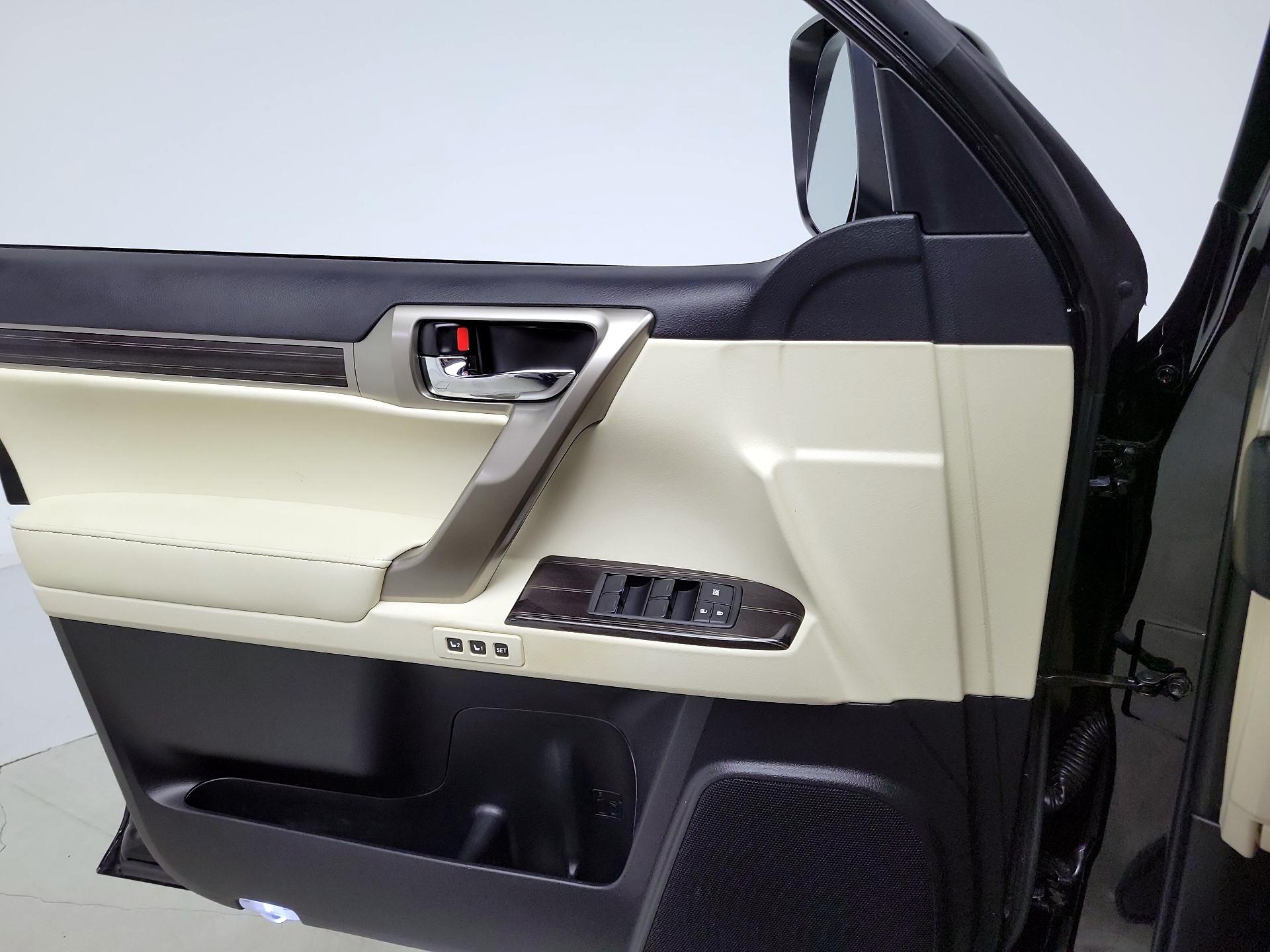 Thumbnail: 2021 Lexus GX - 12