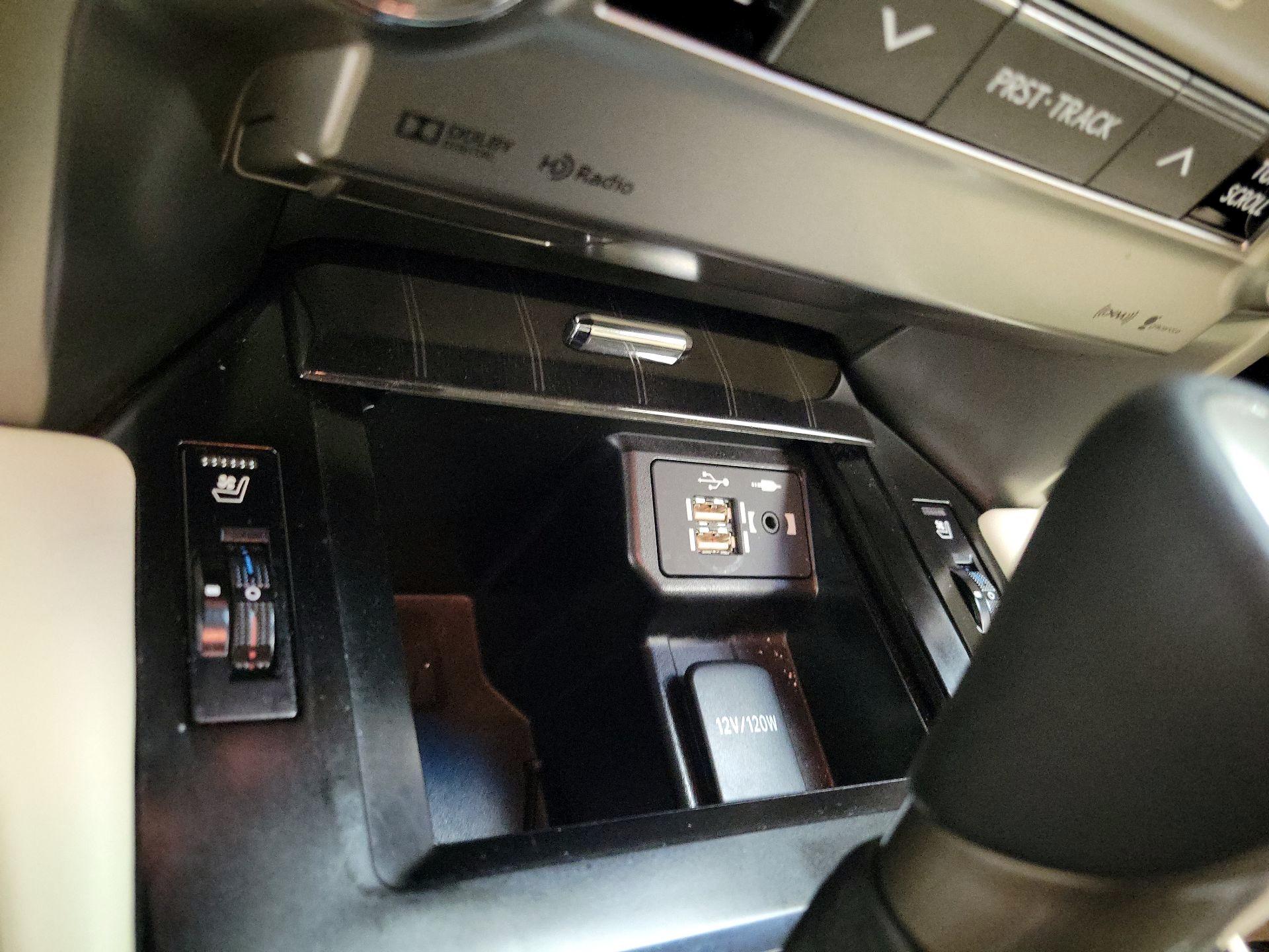 Thumbnail: 2021 Lexus GX - 19