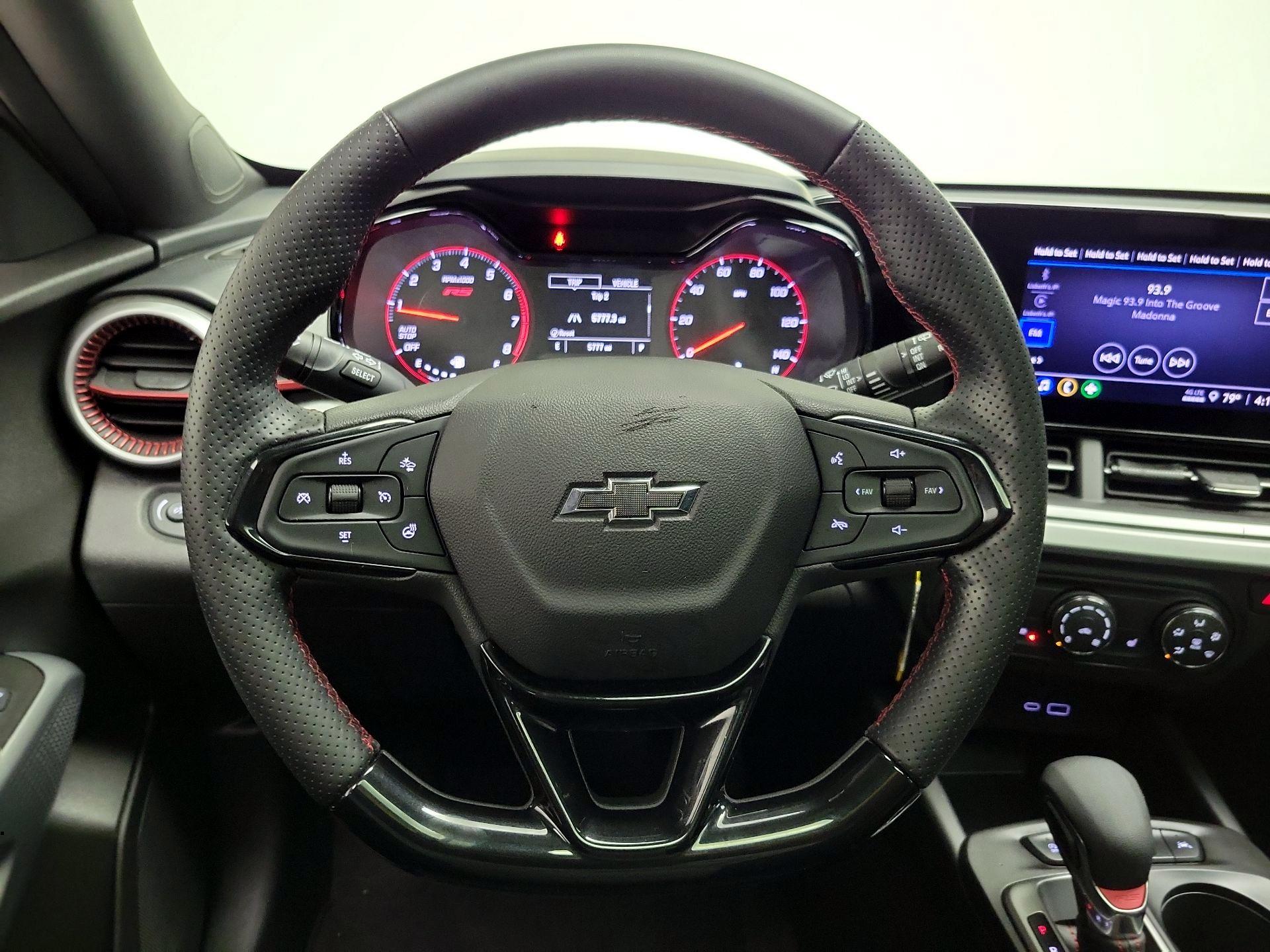 Thumbnail: 2025 Chevrolet Trax - 10