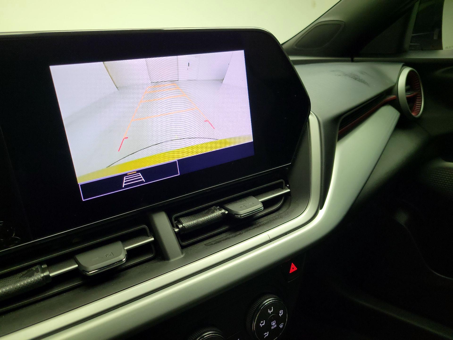 Thumbnail: 2025 Chevrolet Trax - 14