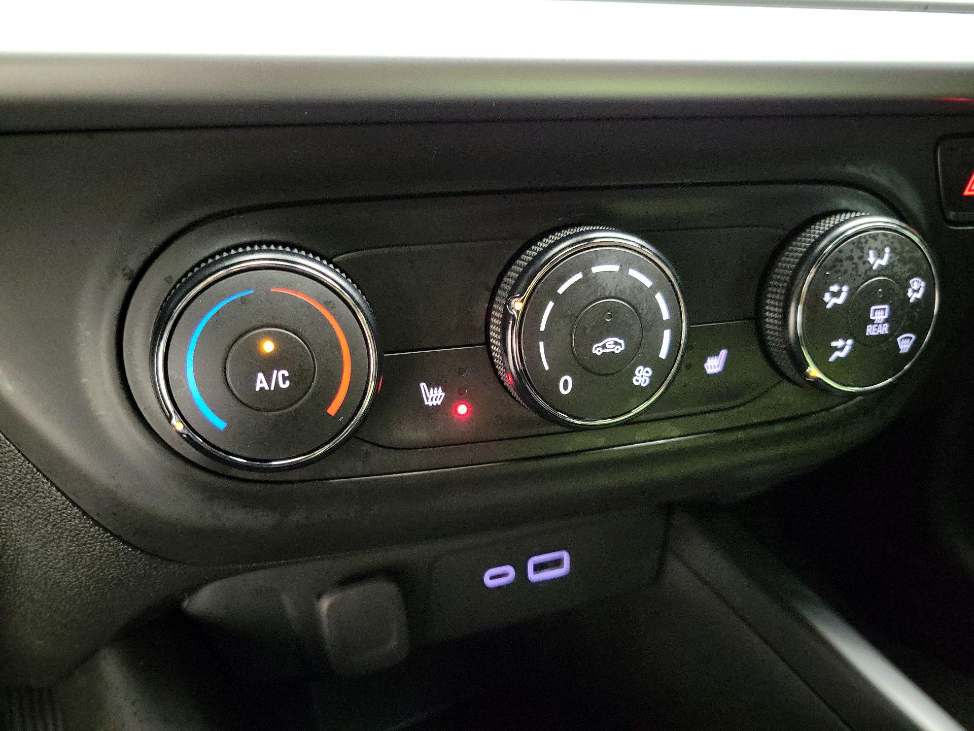 Thumbnail: 2025 Chevrolet Trax - 16