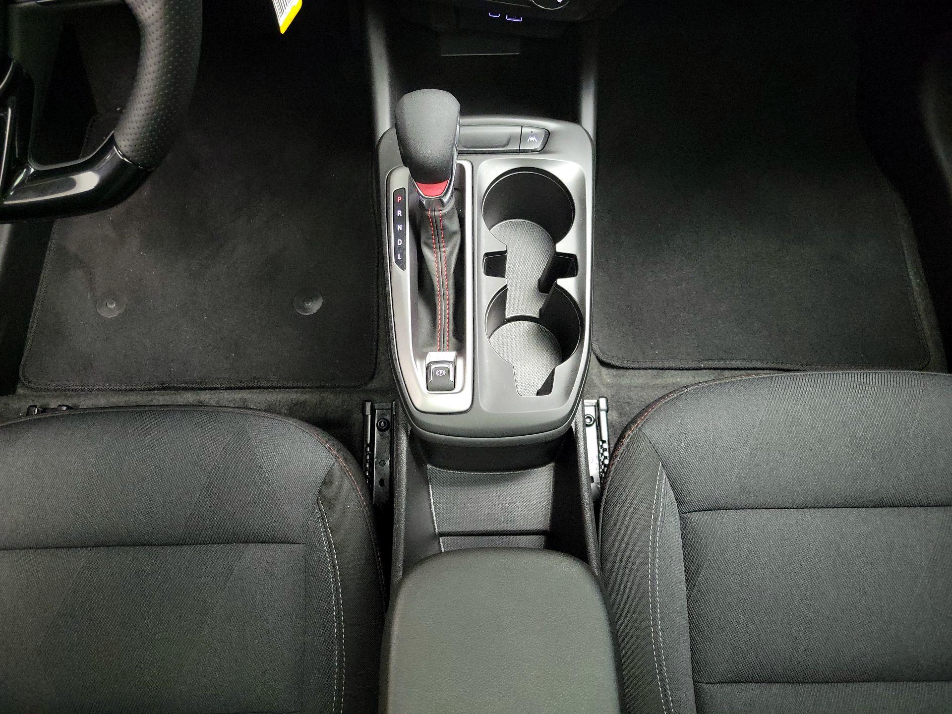 Thumbnail: 2025 Chevrolet Trax - 17