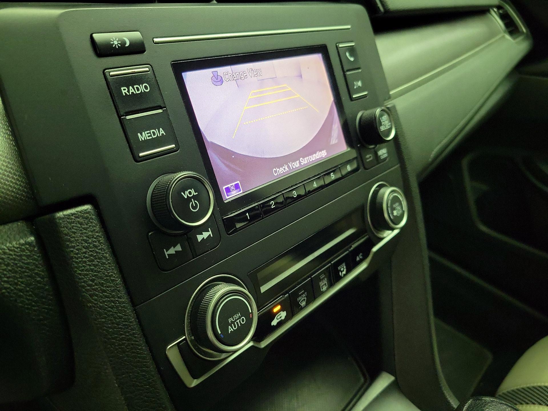 Thumbnail: 2016 Honda Civic - 14