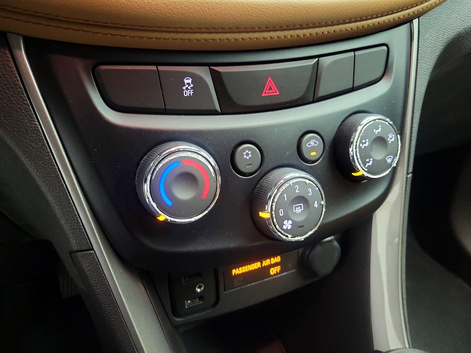 Thumbnail: 2018 Chevrolet Trax - 16