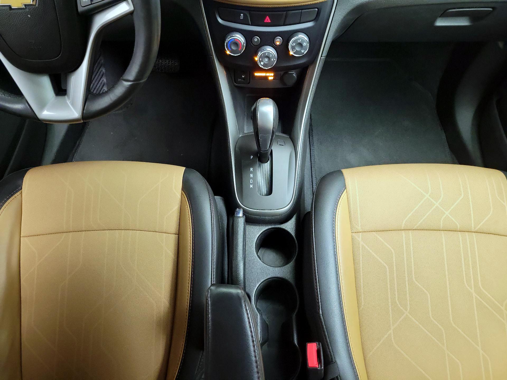 Thumbnail: 2018 Chevrolet Trax - 17