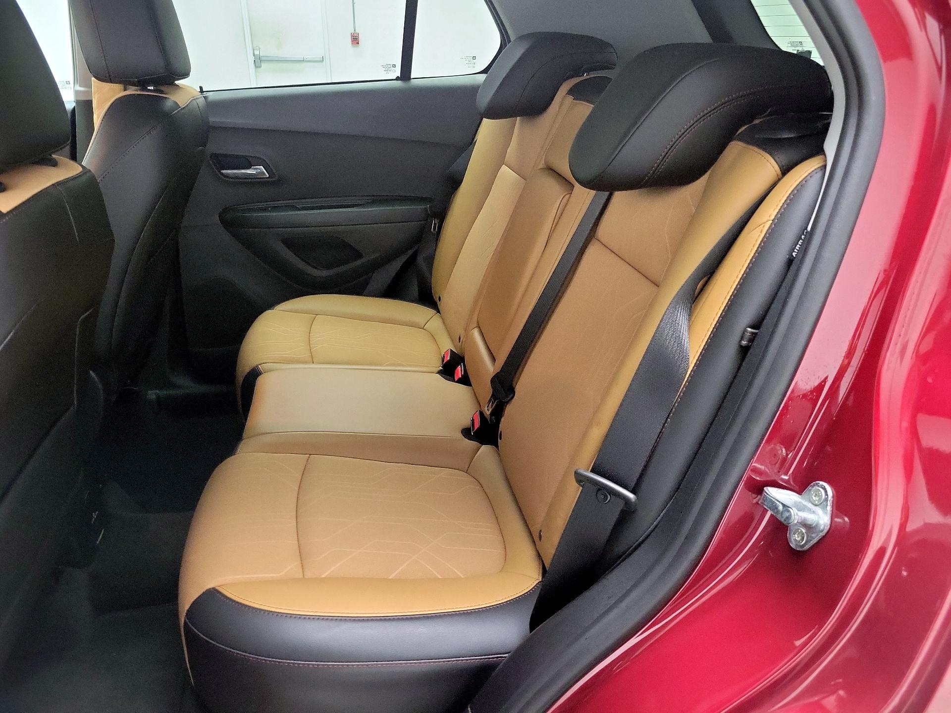 Thumbnail: 2018 Chevrolet Trax - 19