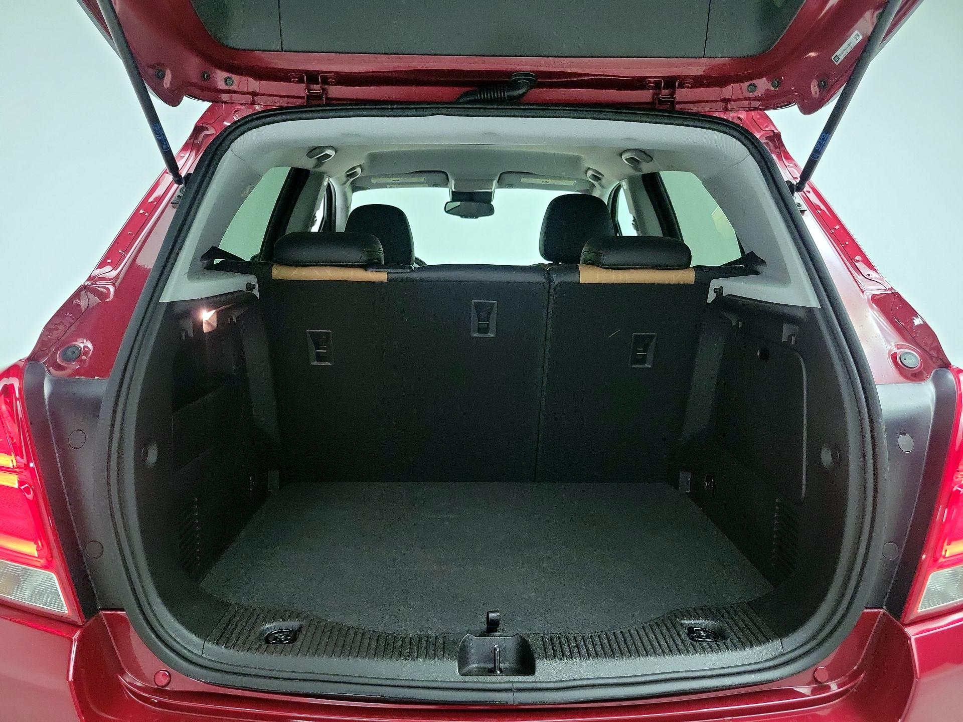 Thumbnail: 2018 Chevrolet Trax - 20