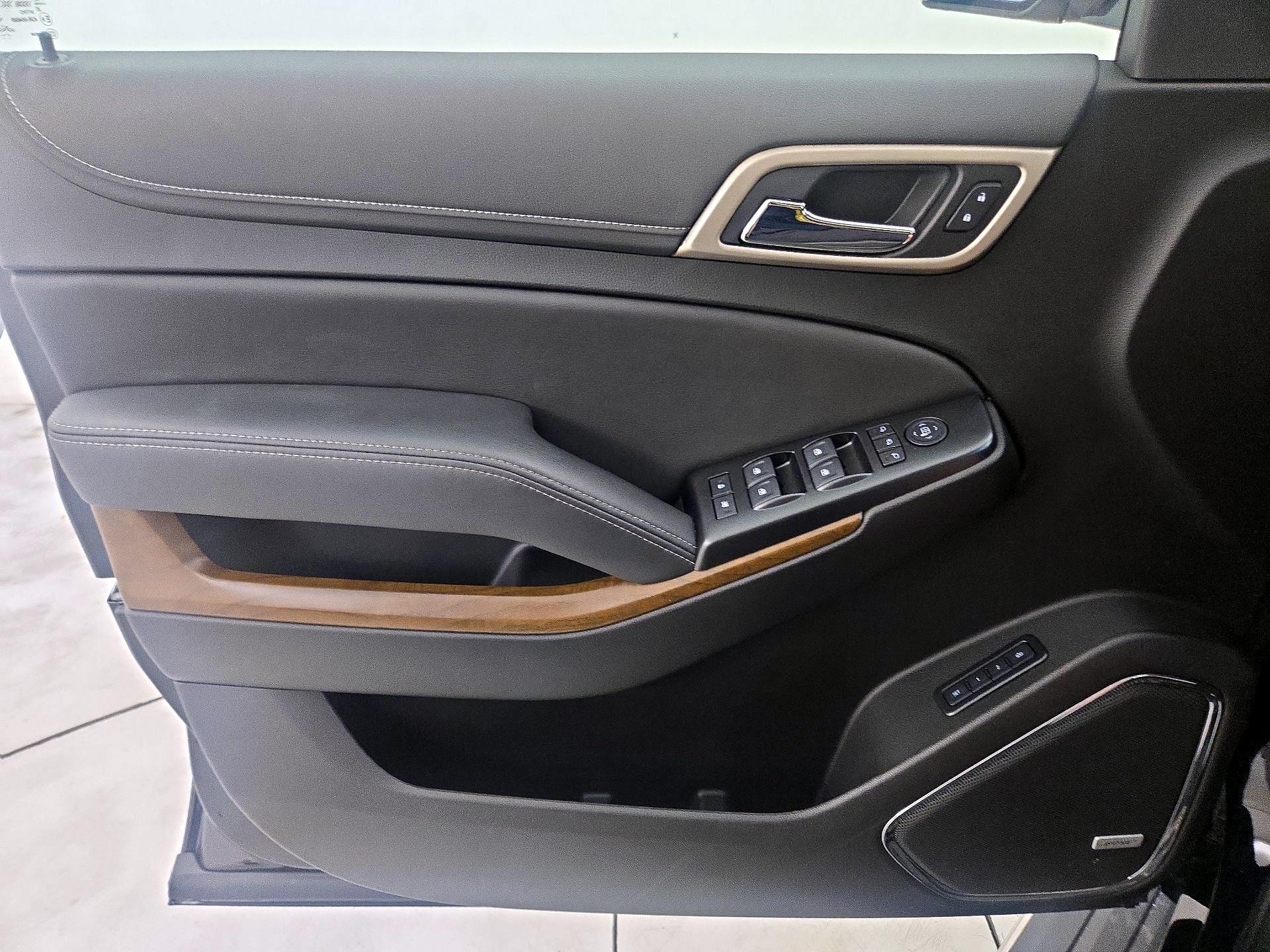 Thumbnail: 2019 GMC Yukon - 12