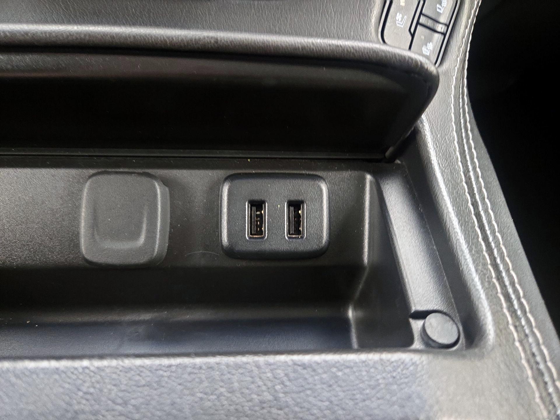 Thumbnail: 2019 GMC Yukon - 19