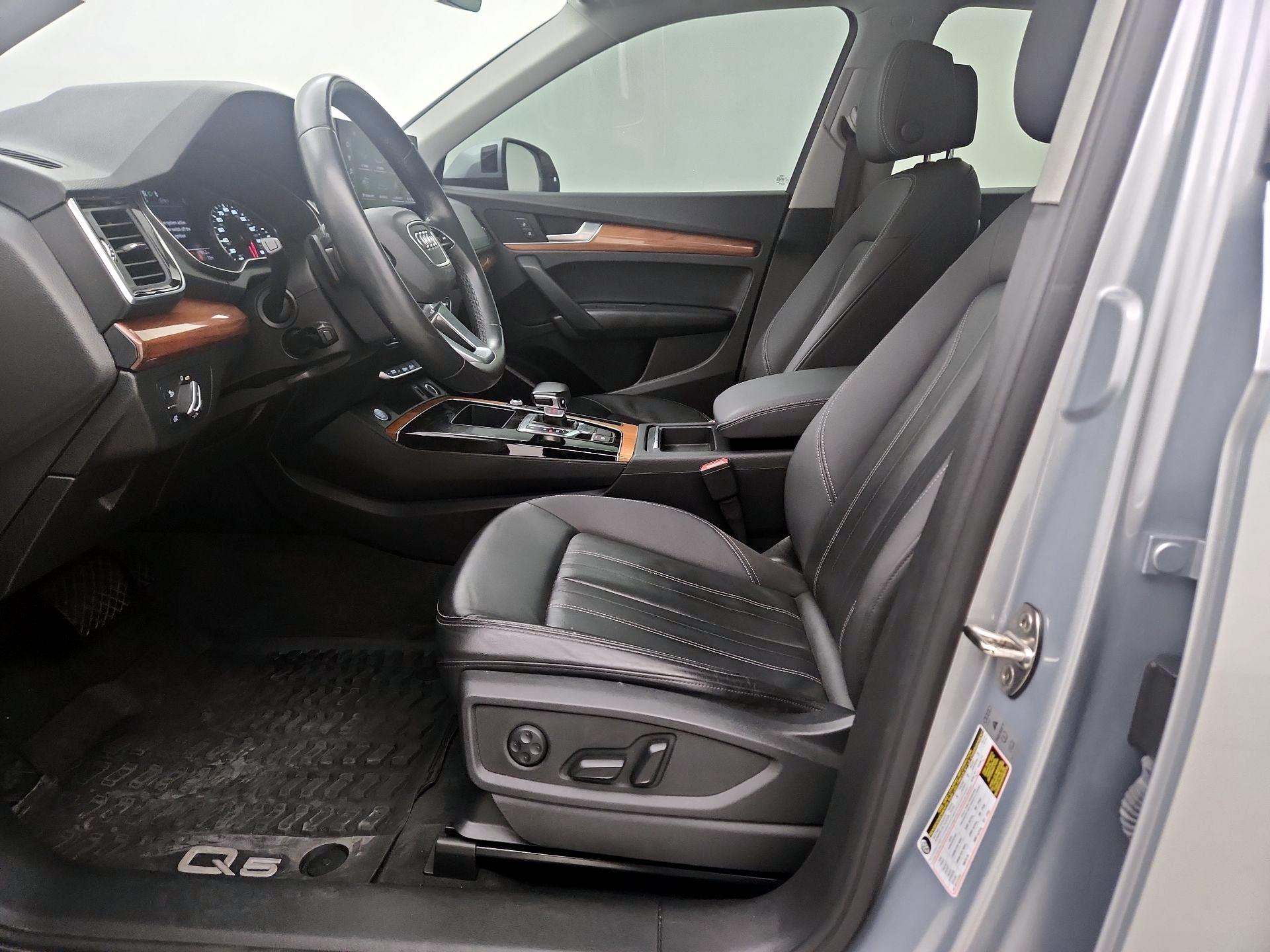 Thumbnail: 2021 Audi Q5 - 11