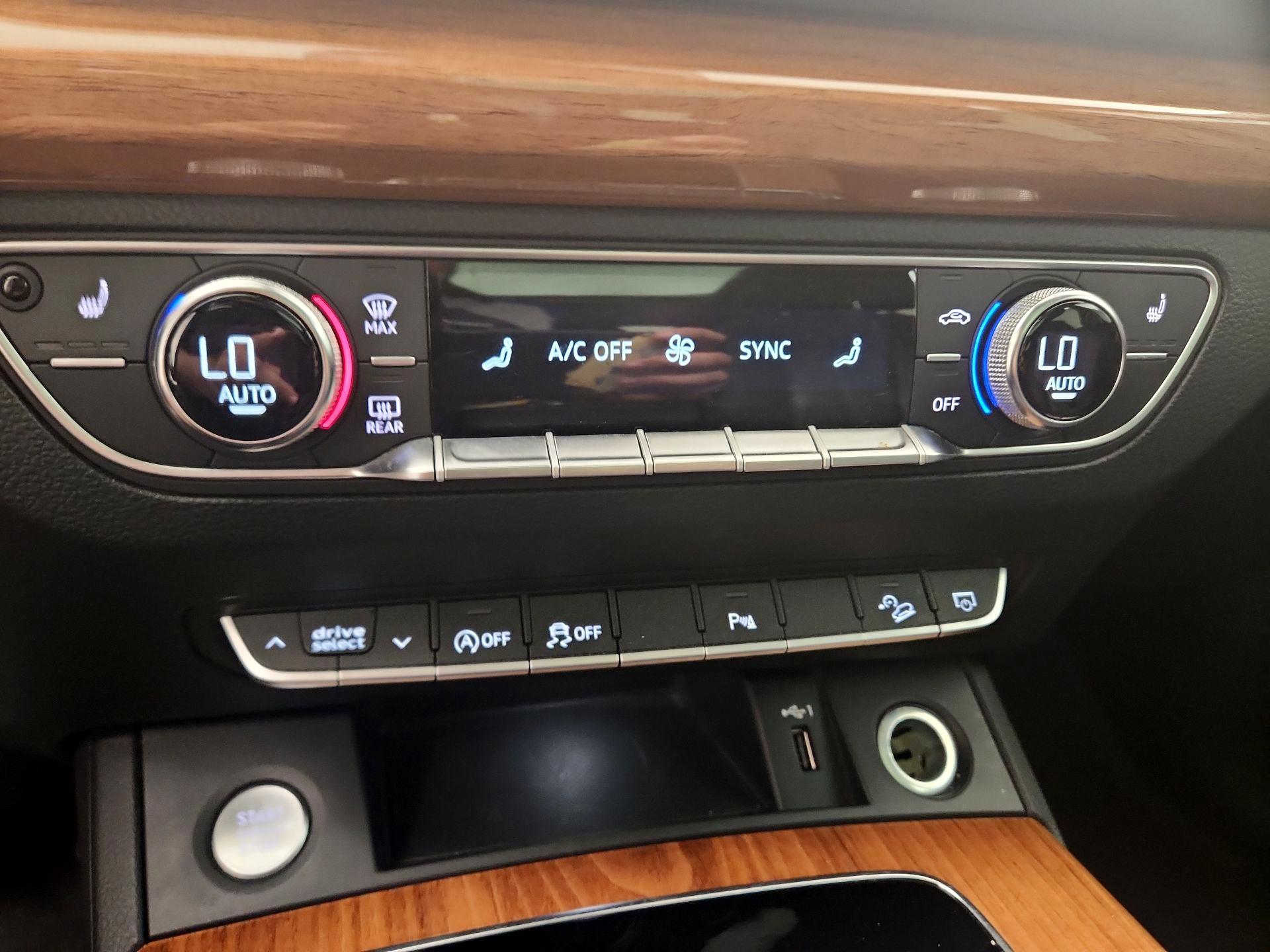 Thumbnail: 2021 Audi Q5 - 16