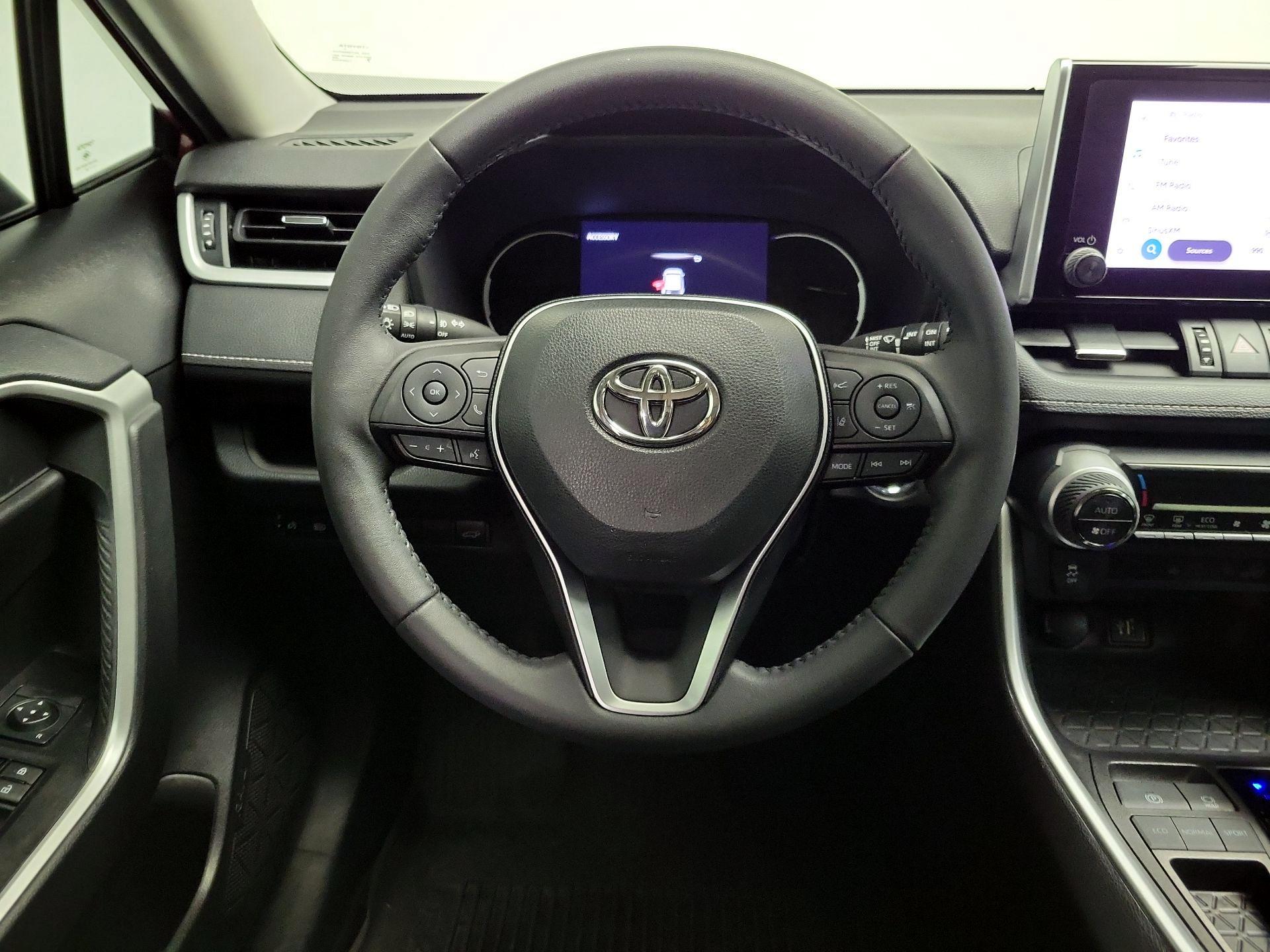 Thumbnail: 2023 Toyota RAV4 - 10