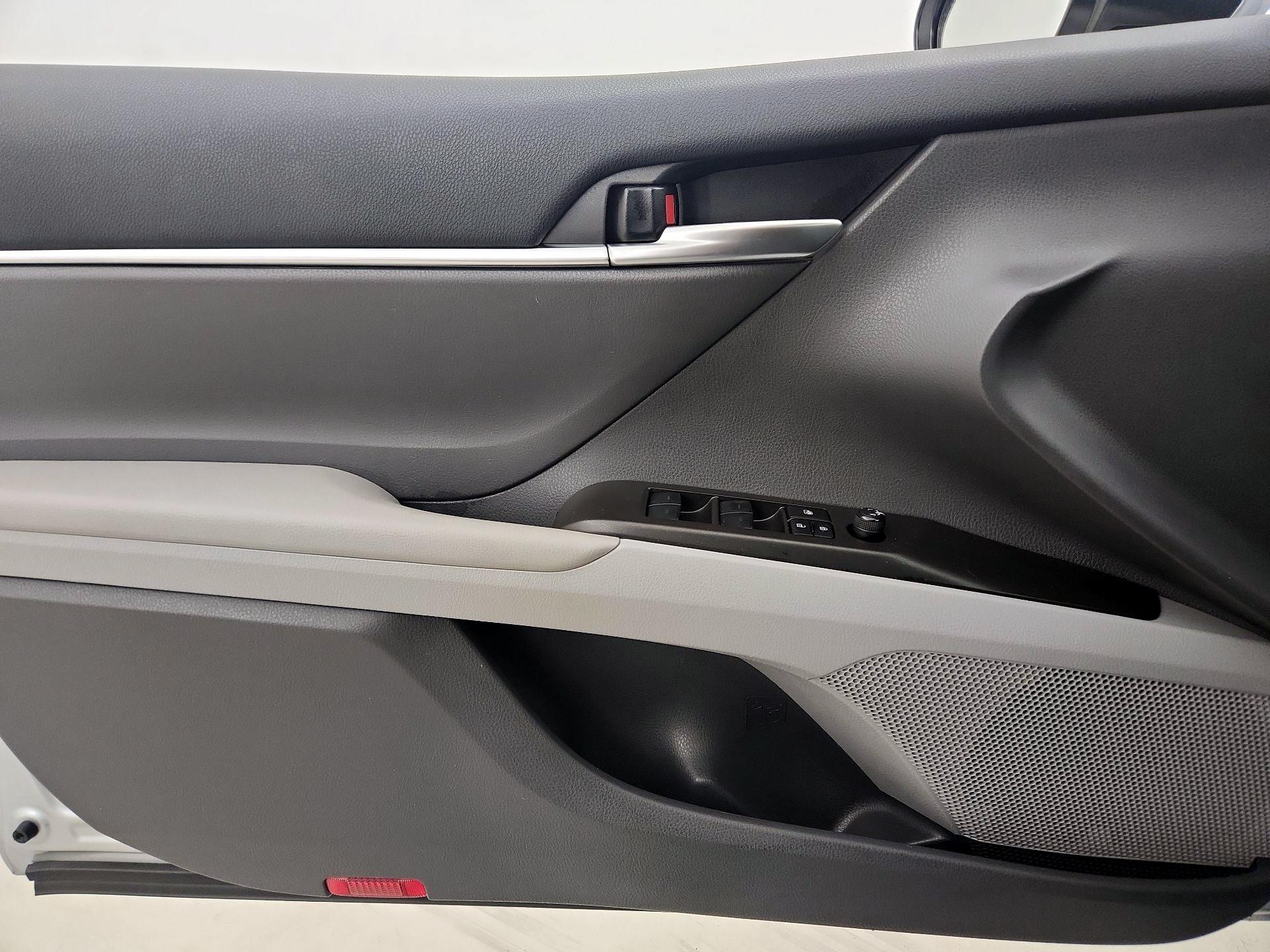 Thumbnail: 2024 Toyota Camry - 12