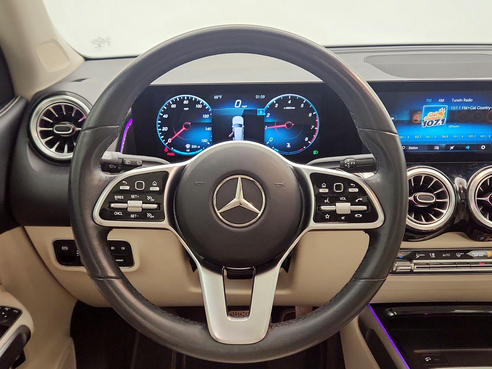 Thumbnail: 2022 Mercedes-Benz GLB - 10