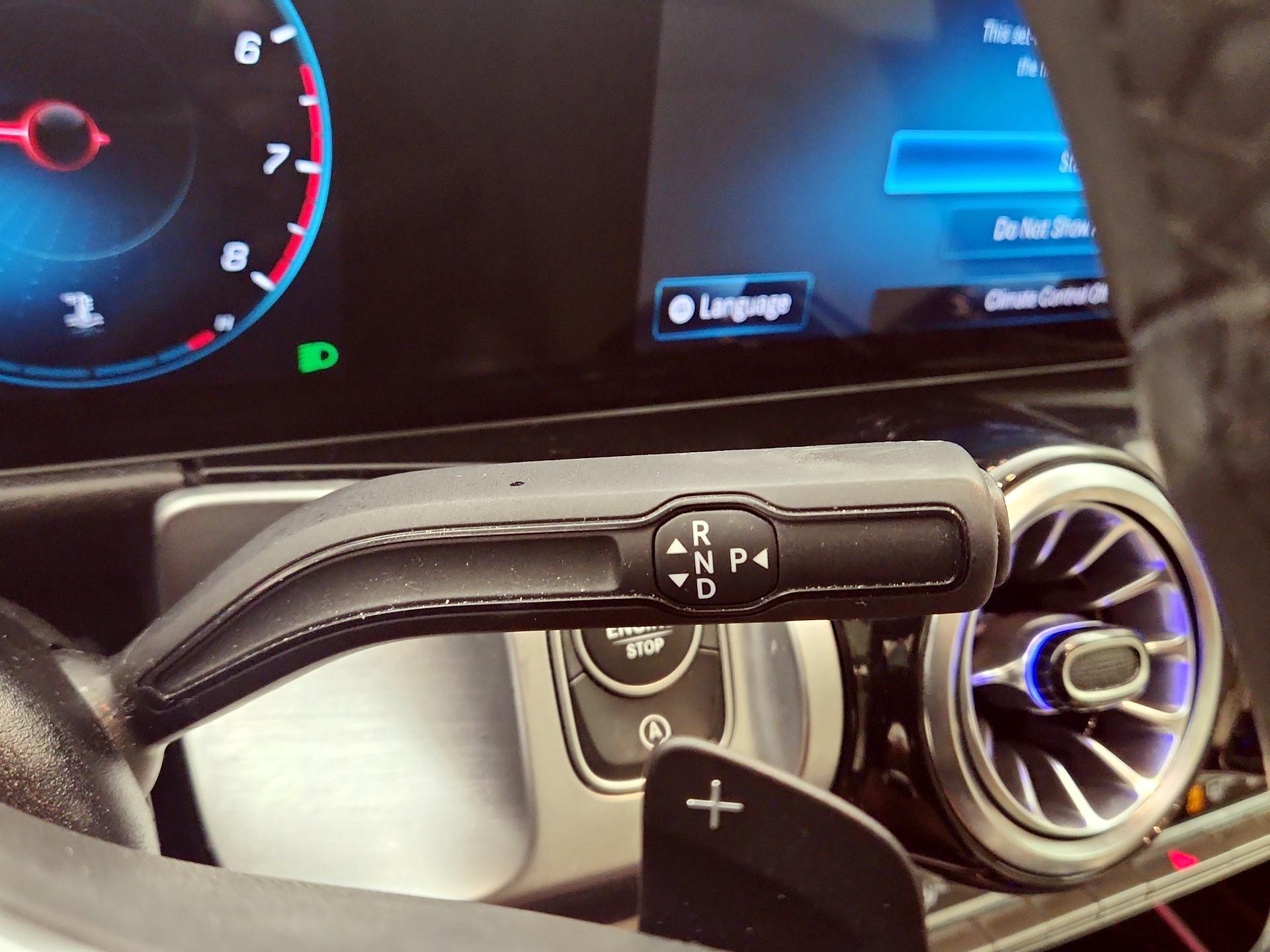 Thumbnail: 2022 Mercedes-Benz GLB - 17