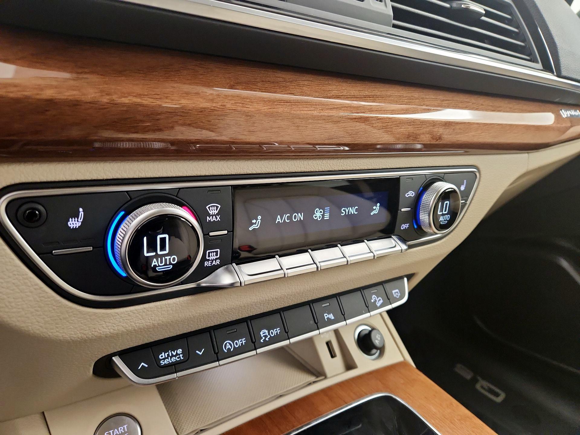 Thumbnail: 2021 Audi Q5 - 16