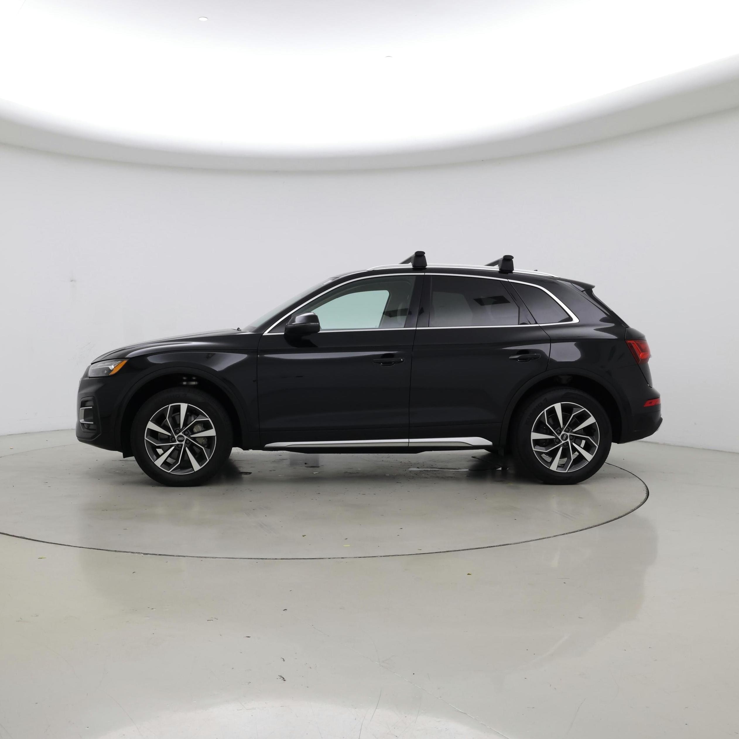 Thumbnail: 2021 Audi Q5 - 3