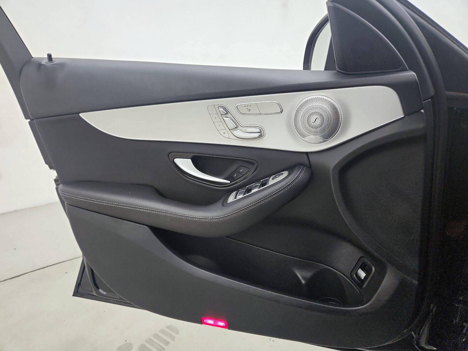 Thumbnail: 2021 Mercedes-Benz C-Class - 12