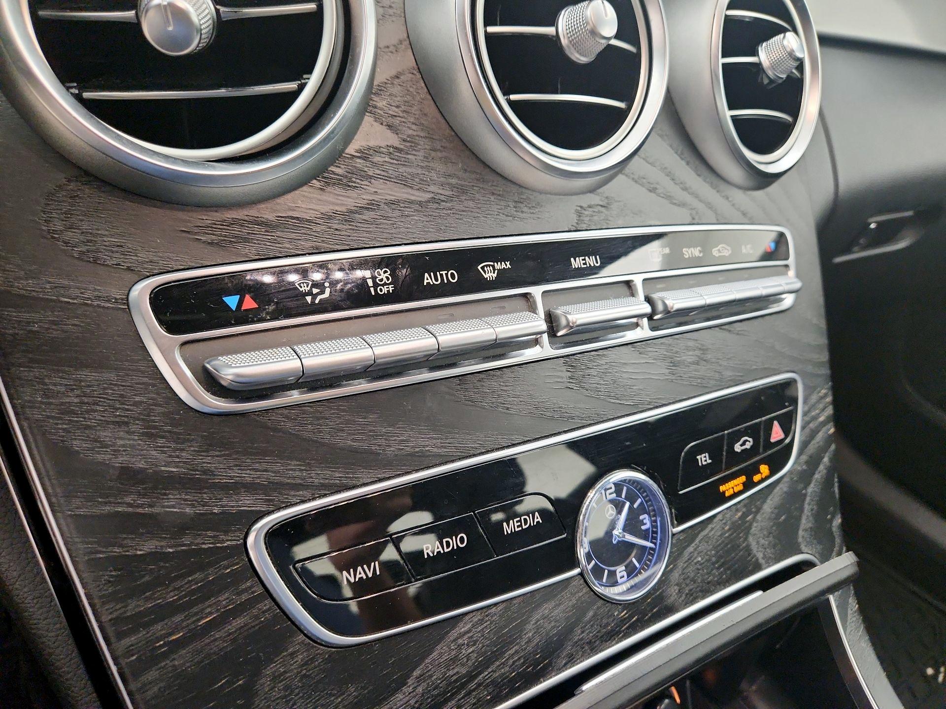 Thumbnail: 2021 Mercedes-Benz C-Class - 16