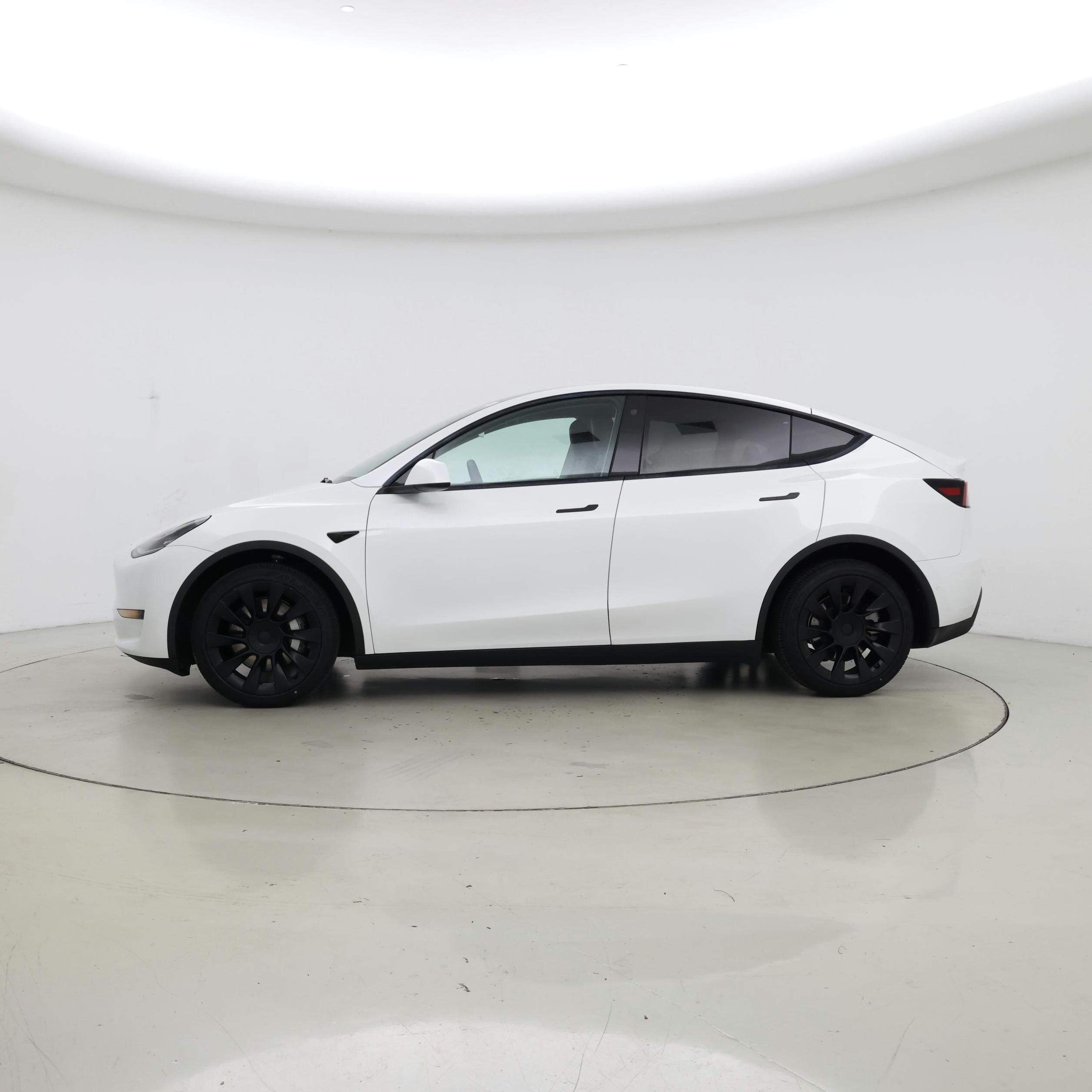 Thumbnail: 2023 Tesla Model Y - 3