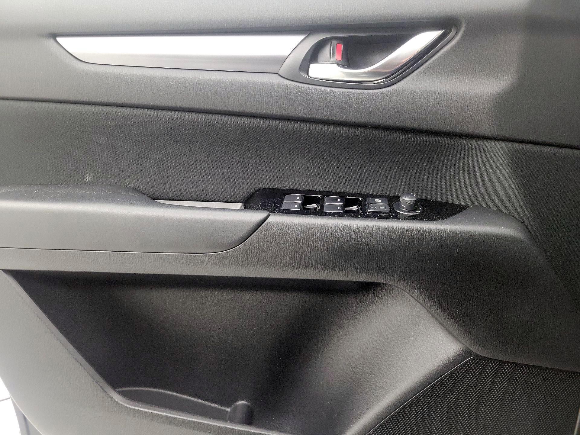 Thumbnail: 2018 Mazda CX-5 - 12