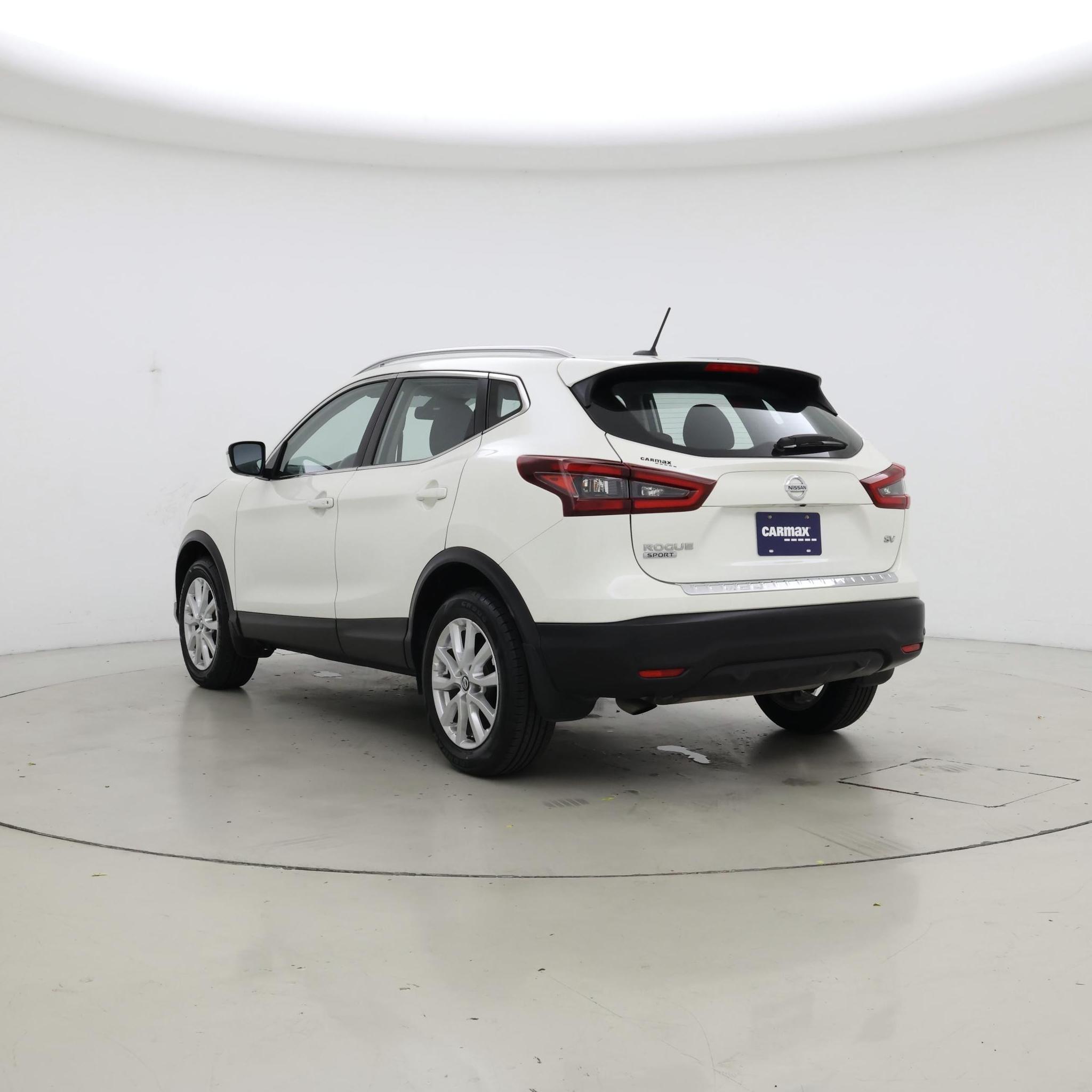 Thumbnail: 2021 Nissan Rogue Sport - 2