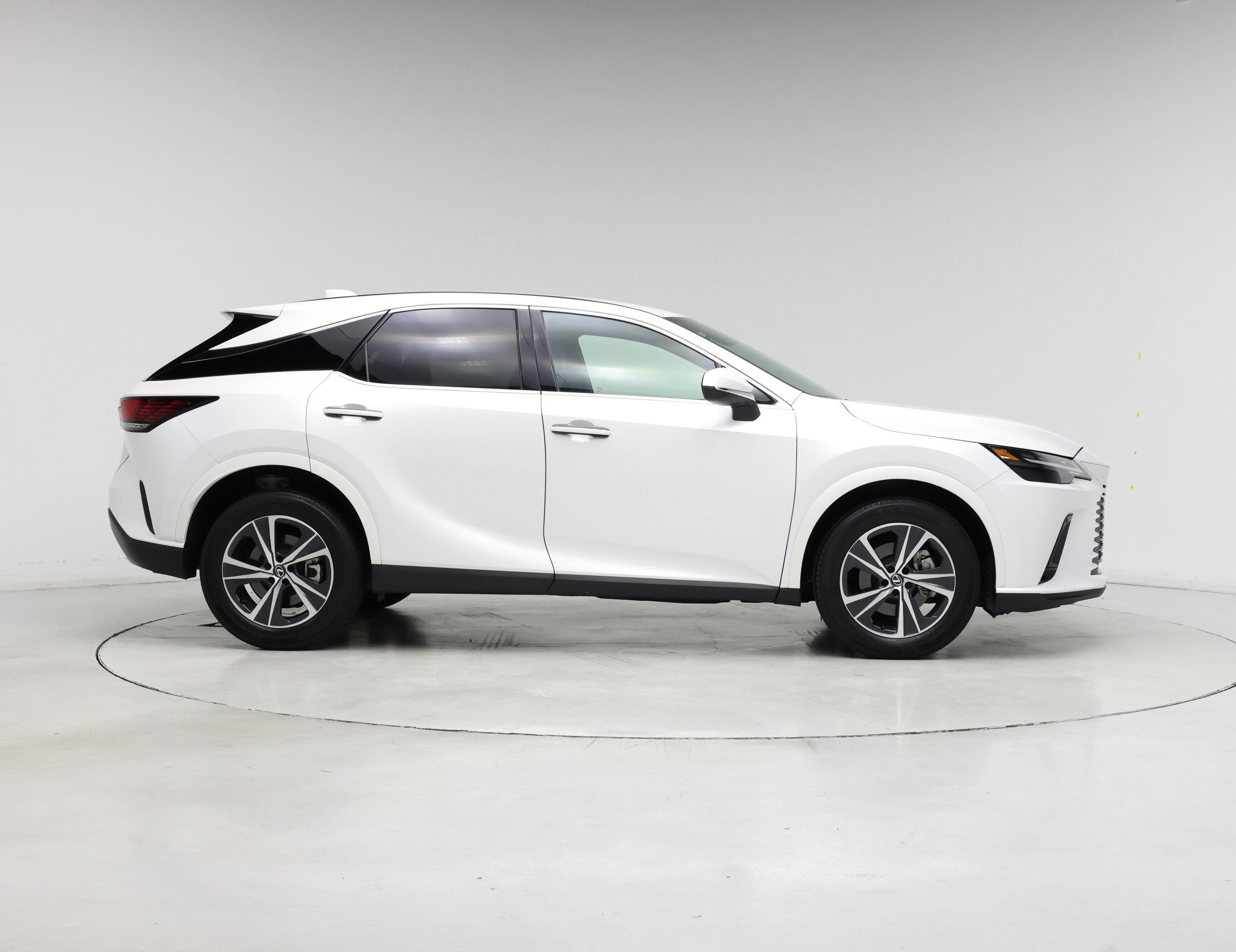 Thumbnail: 2024 Lexus RX - 7