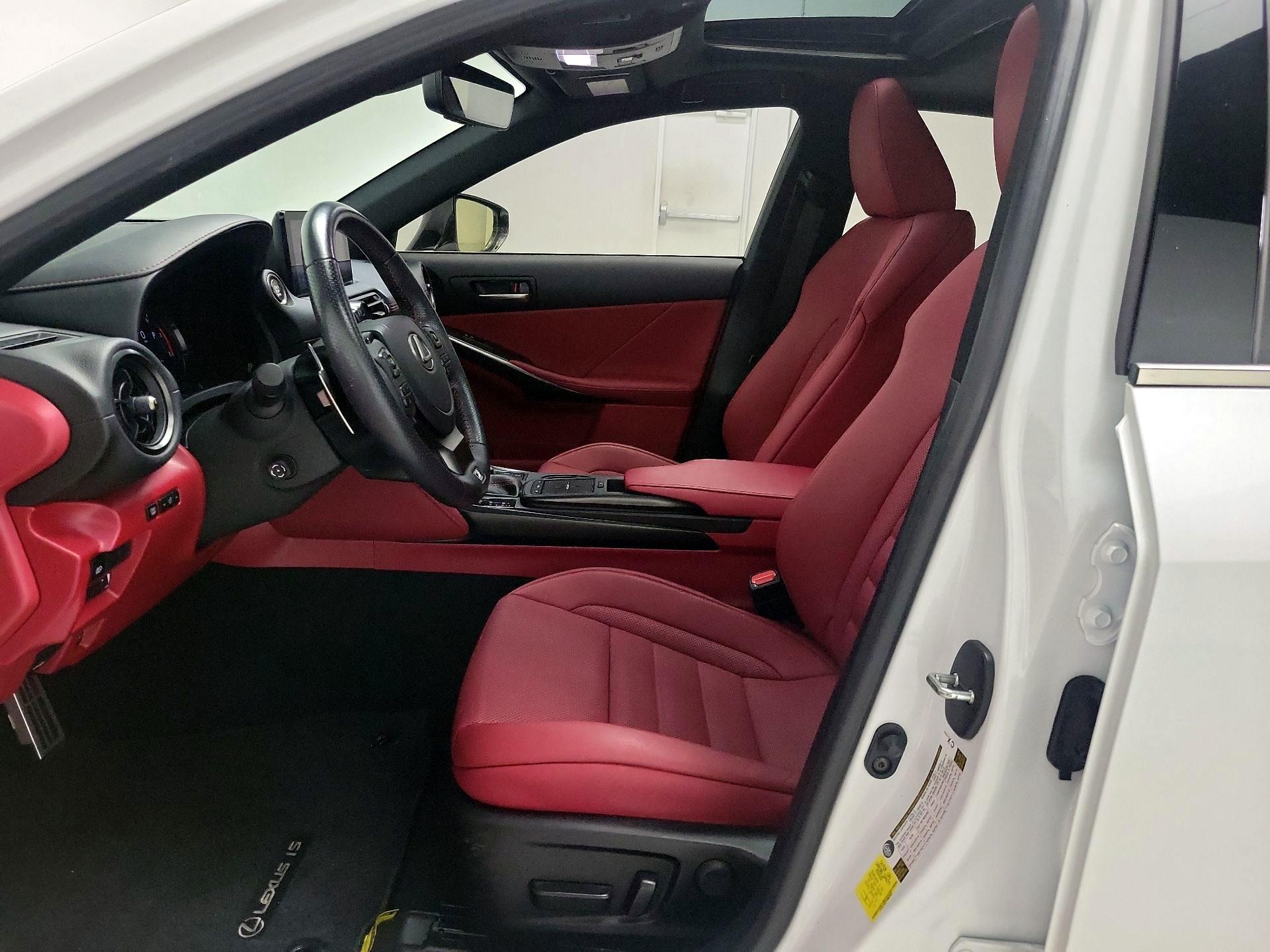 Thumbnail: 2023 Lexus IS - 11