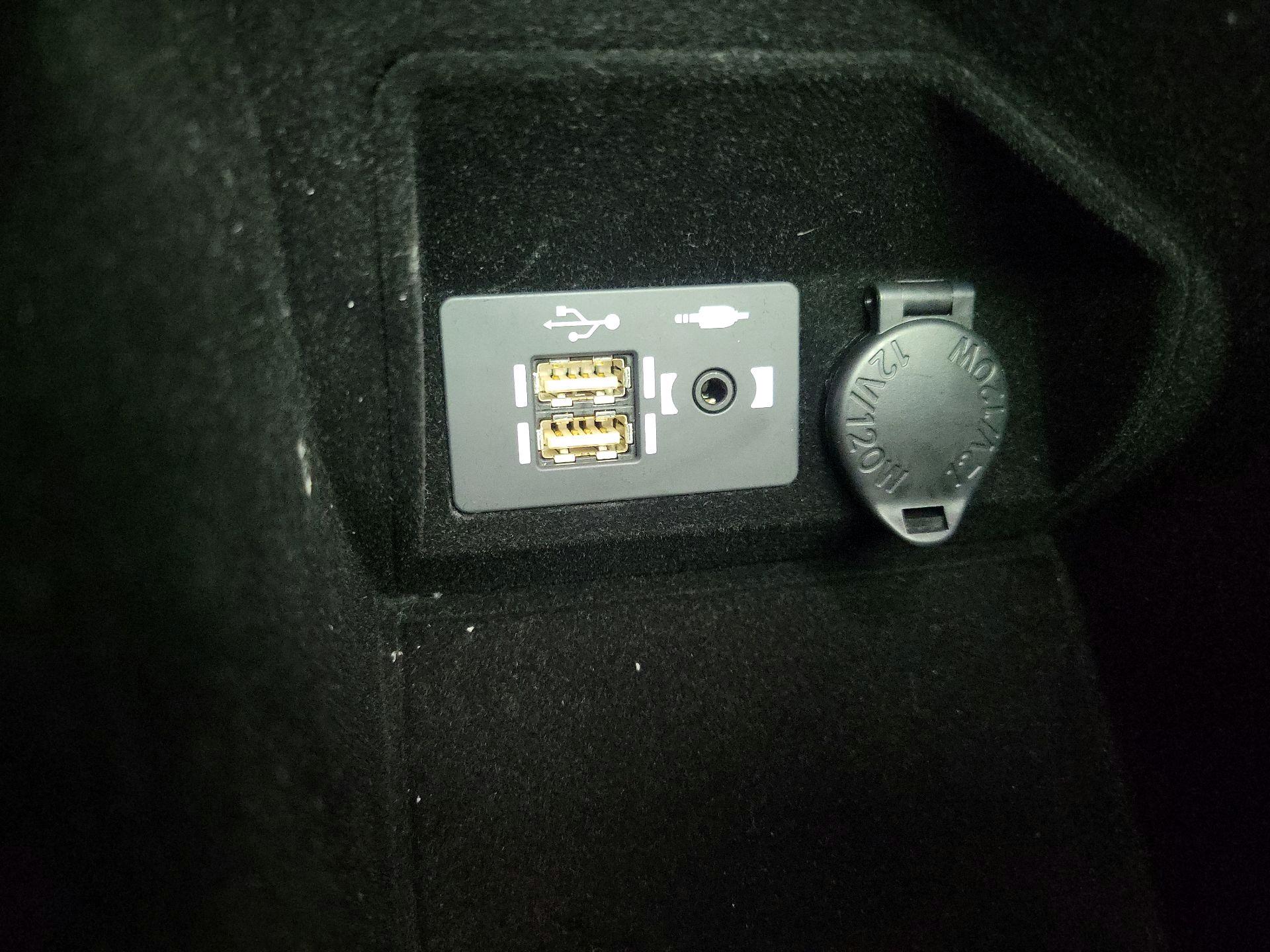 Thumbnail: 2023 Lexus IS - 19