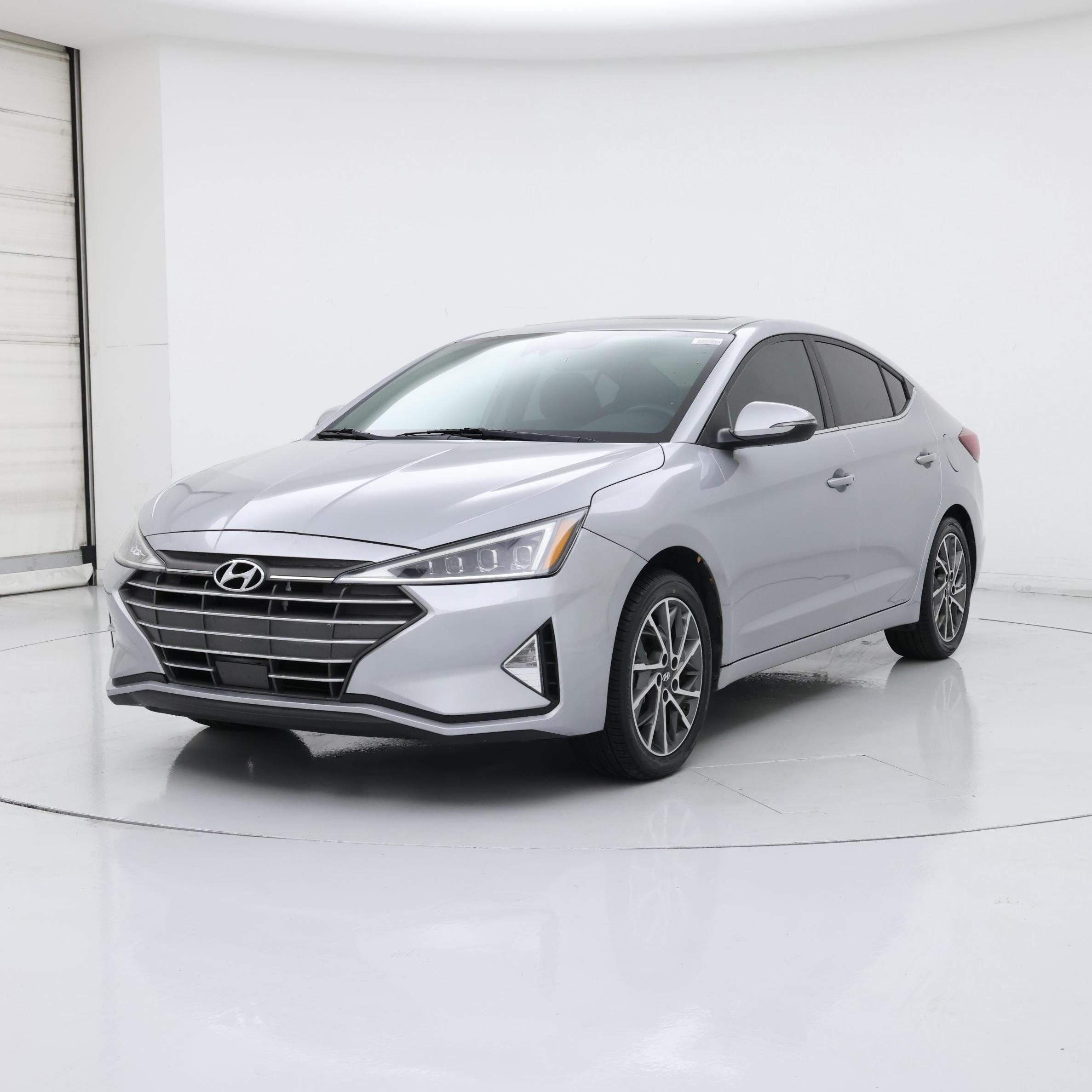 Thumbnail: 2020 Hyundai Elantra - 4