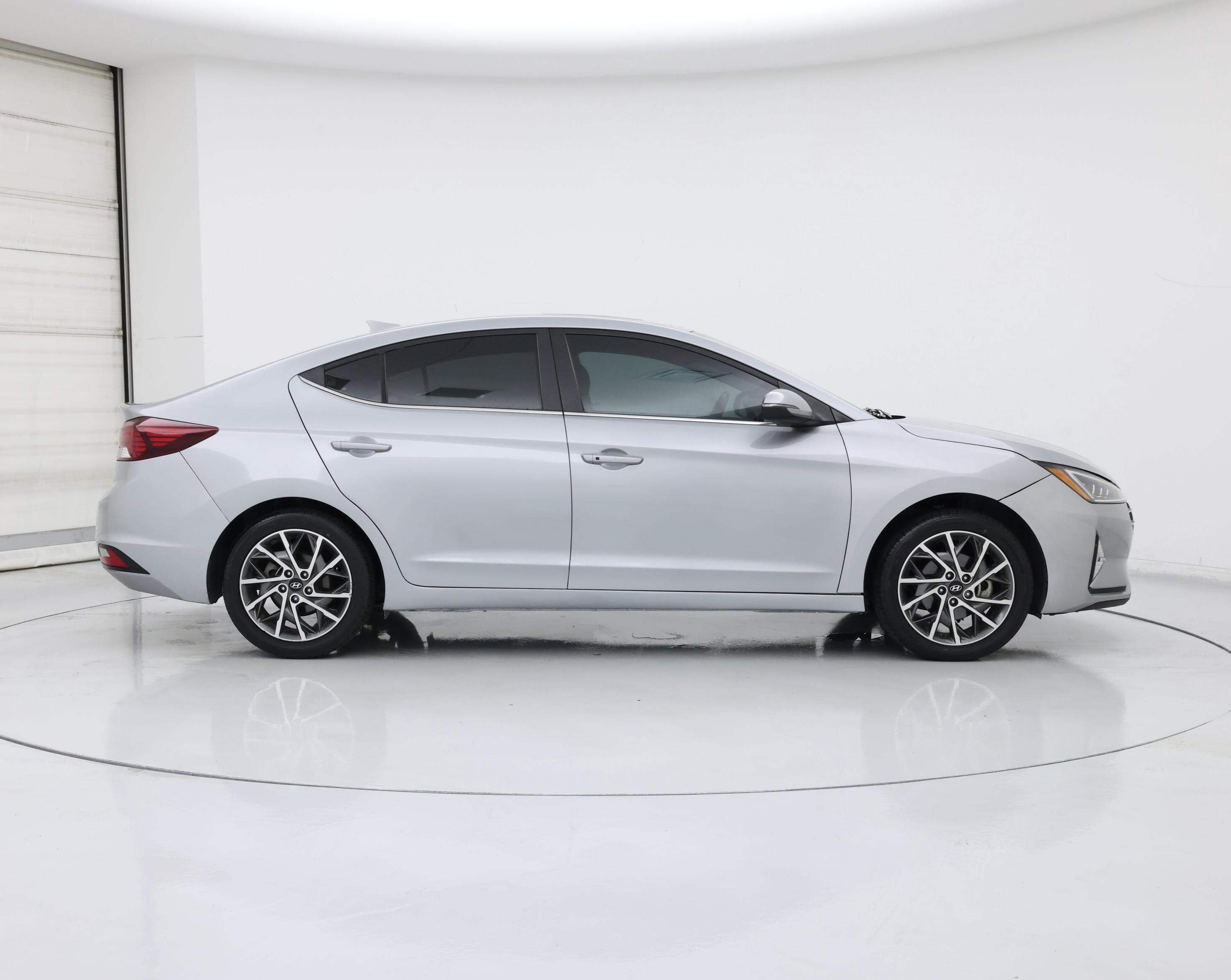 Thumbnail: 2020 Hyundai Elantra - 7