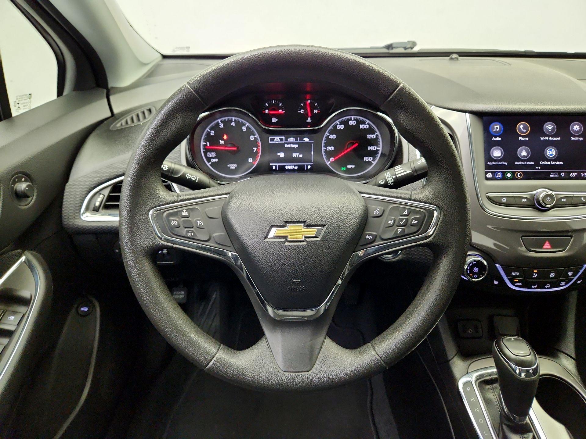 Thumbnail: 2019 Chevrolet Cruze - 10