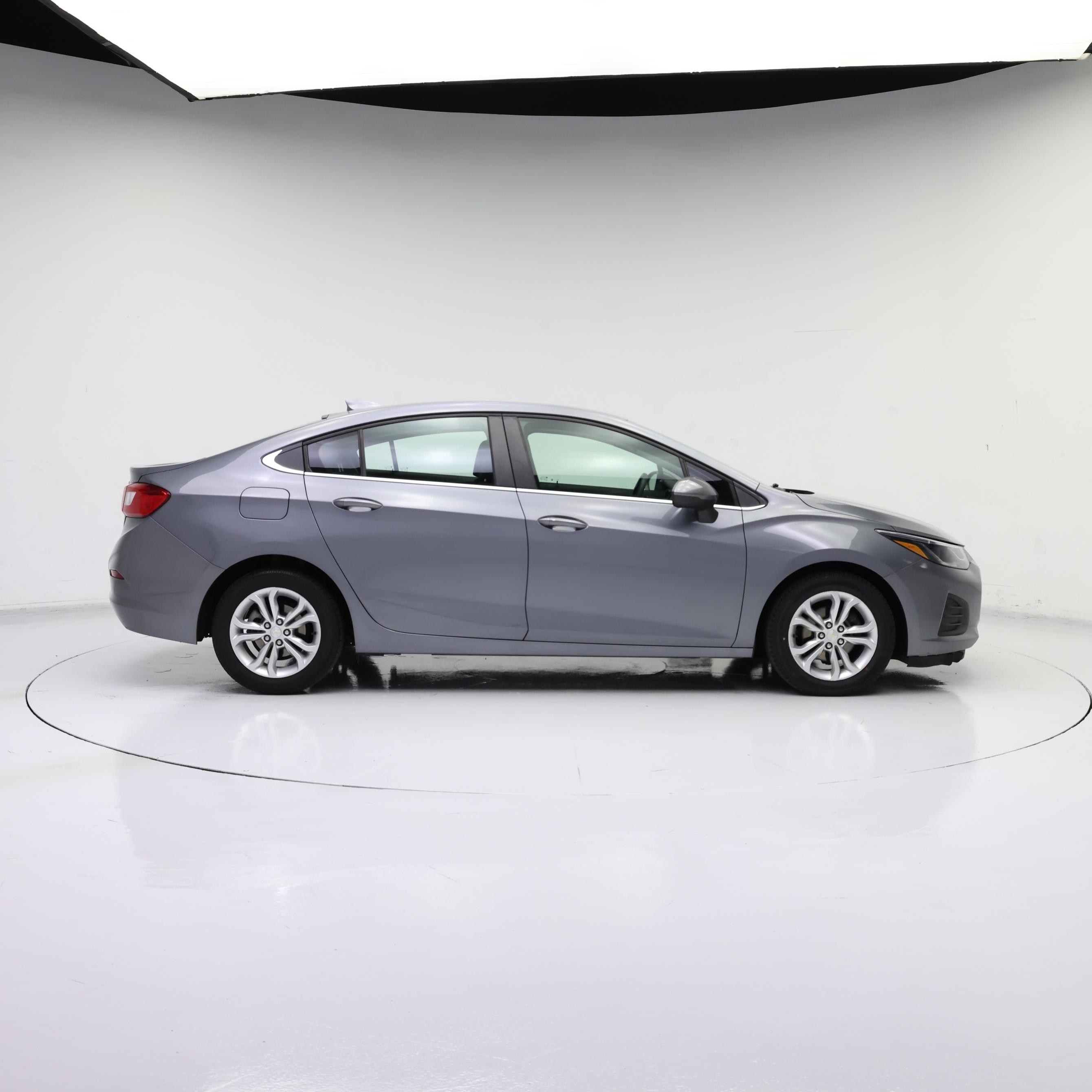 Thumbnail: 2019 Chevrolet Cruze - 7