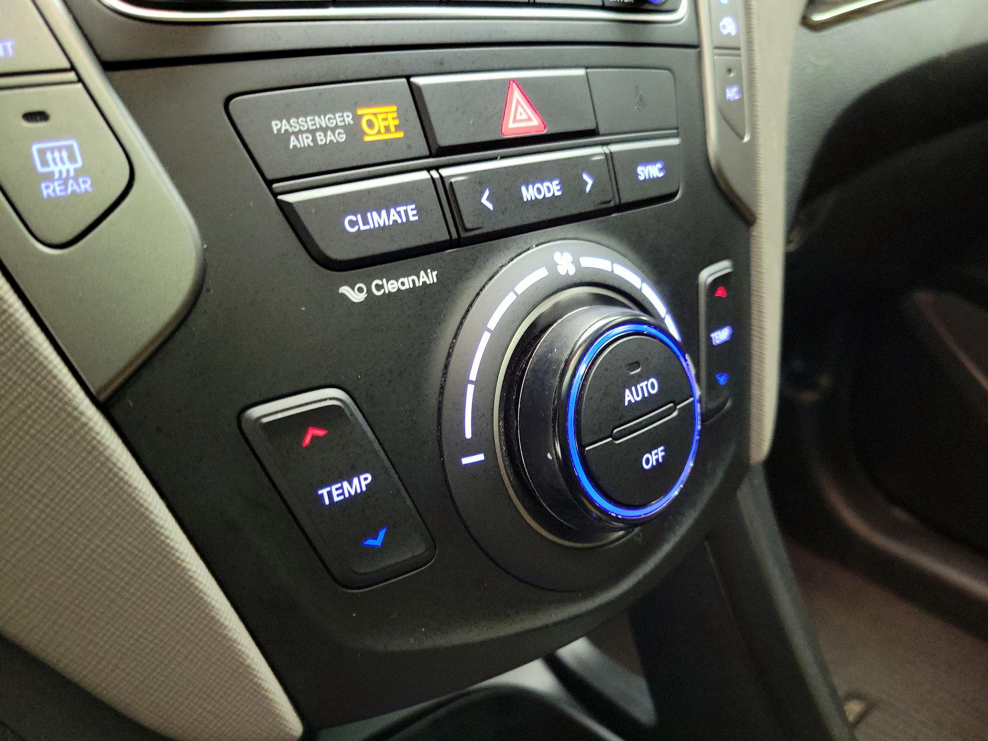 Thumbnail: 2017 Hyundai Santa Fe - 16