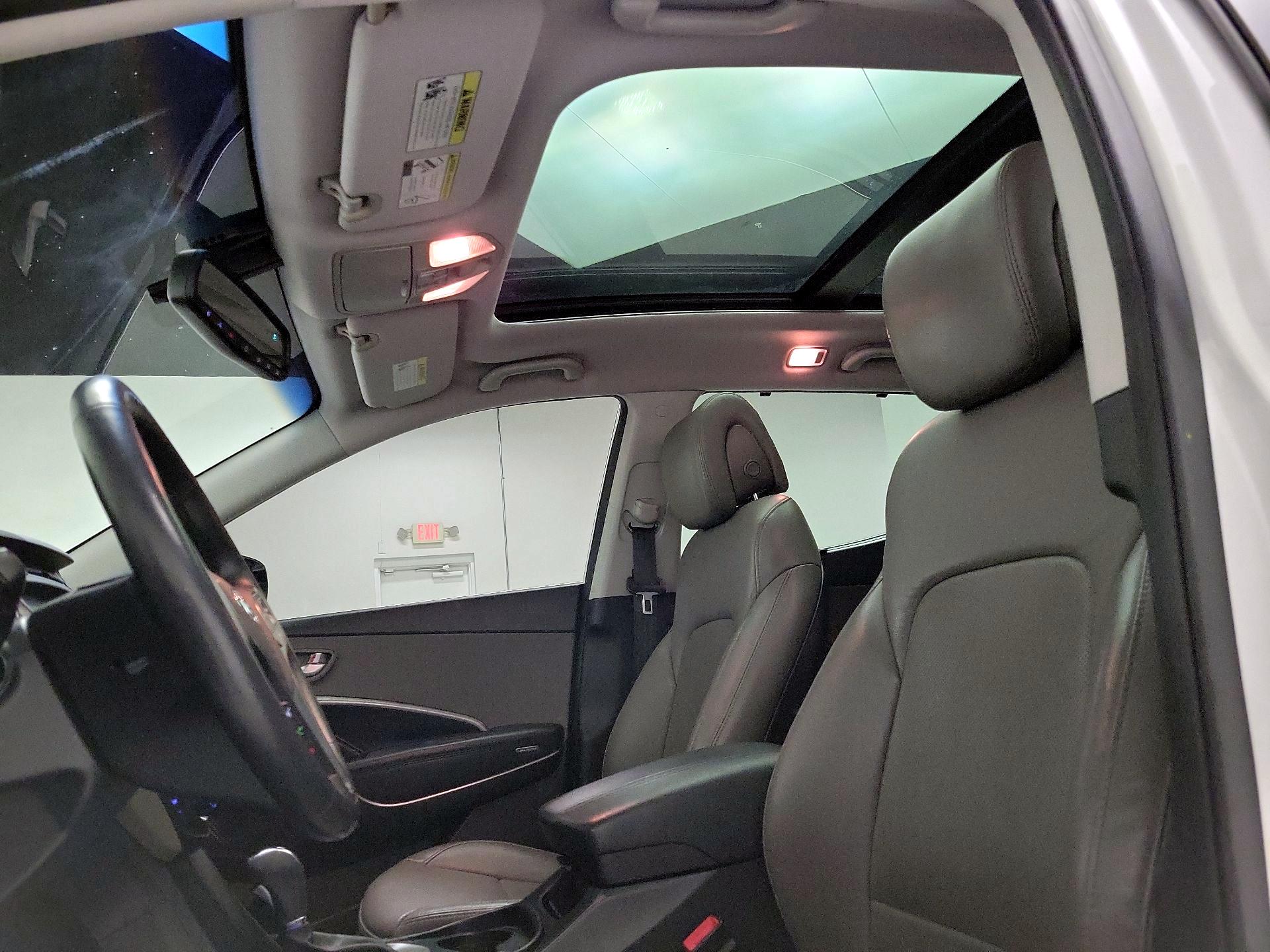 Thumbnail: 2017 Hyundai Santa Fe - 19