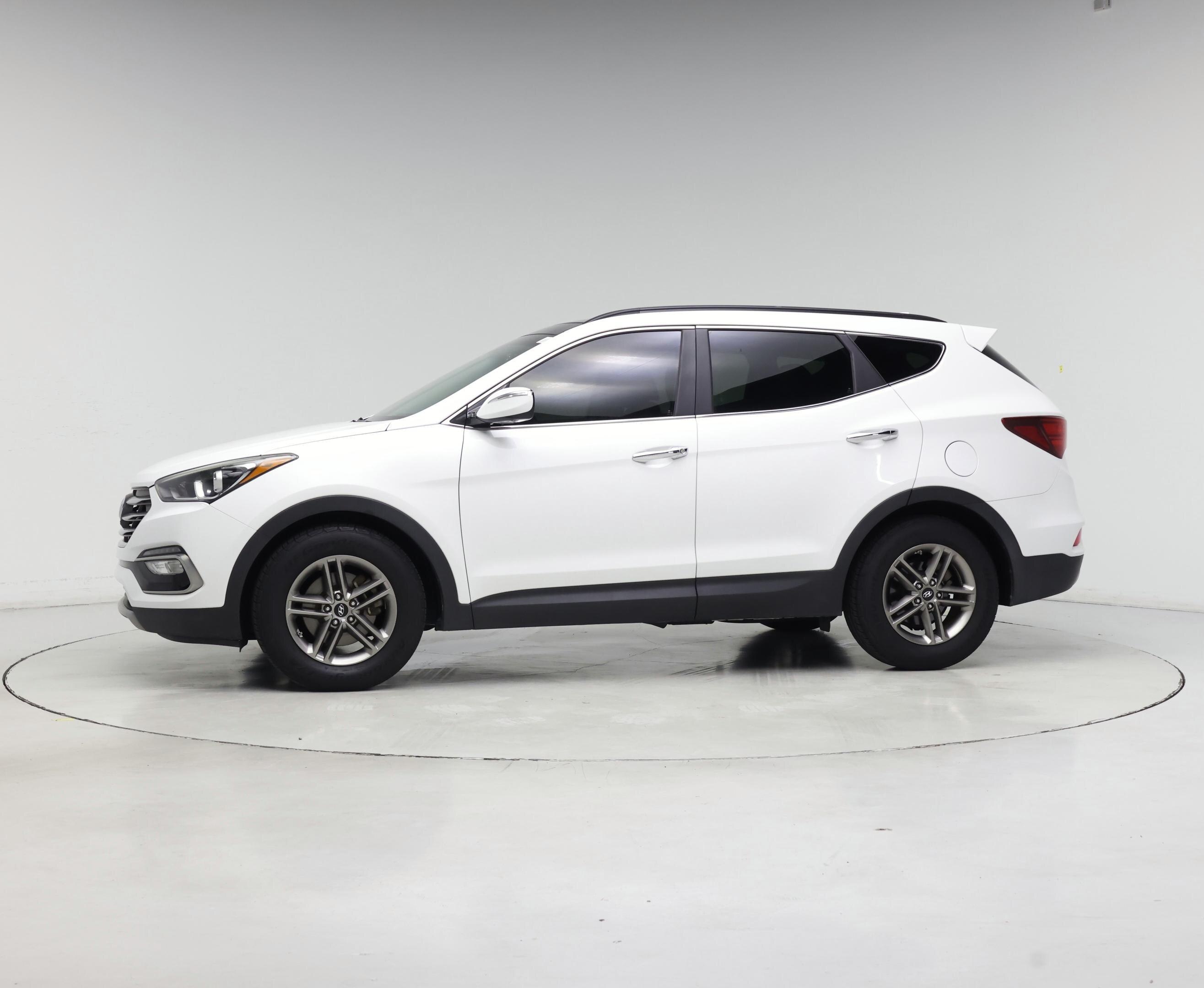 Thumbnail: 2017 Hyundai Santa Fe - 3
